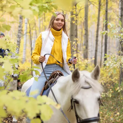 Конная прогулка в Суворовском