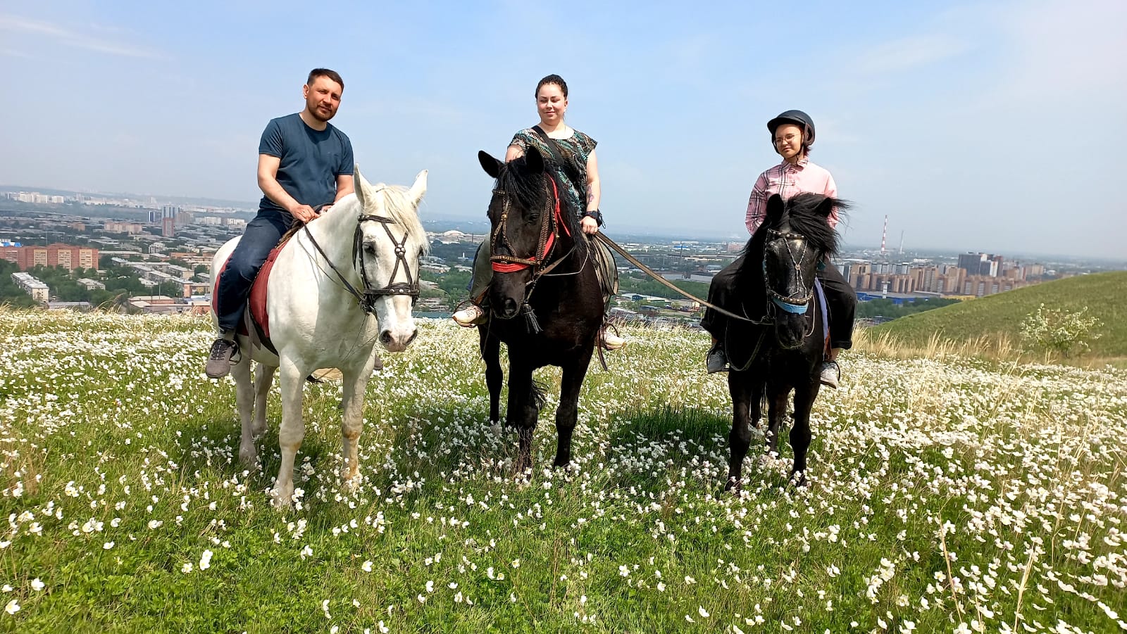 Конная прогулка с пикником