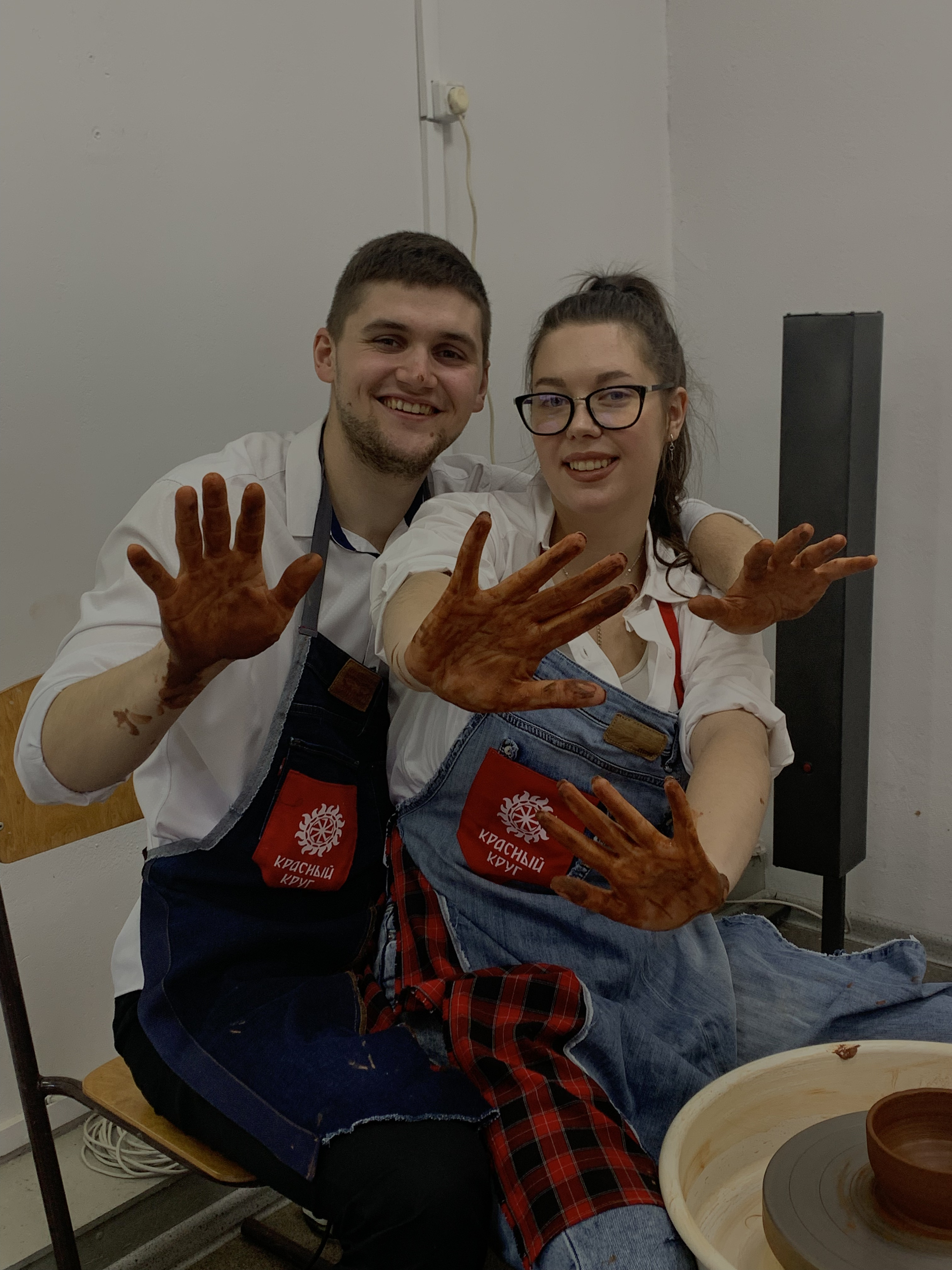 Романтическое свидание в гончарной студии