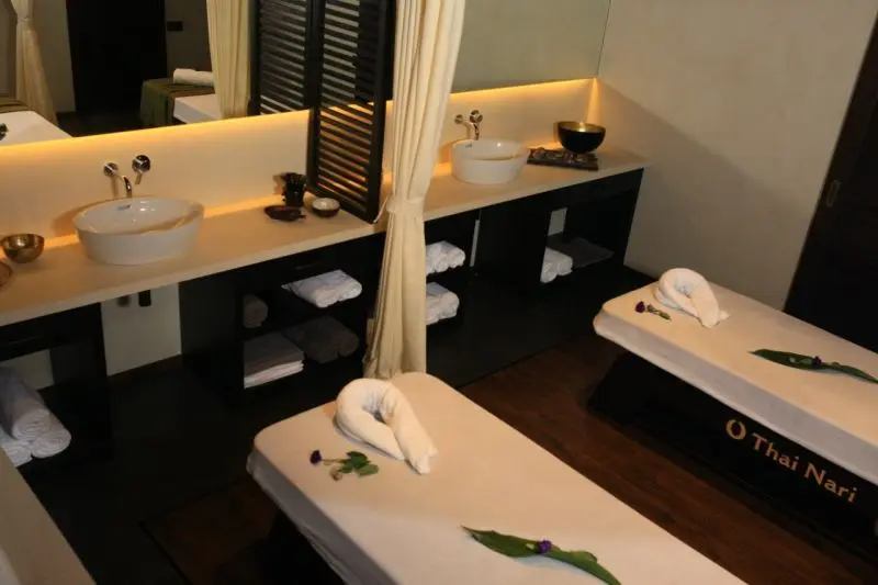 Стоун-массаж