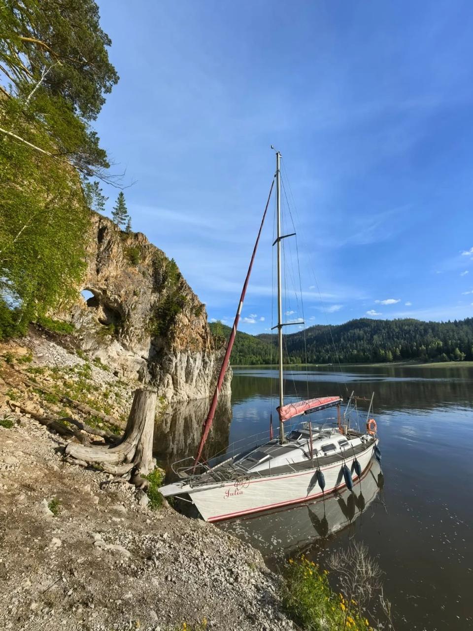 Прогулка на парусной яхте по Красноярскому морю