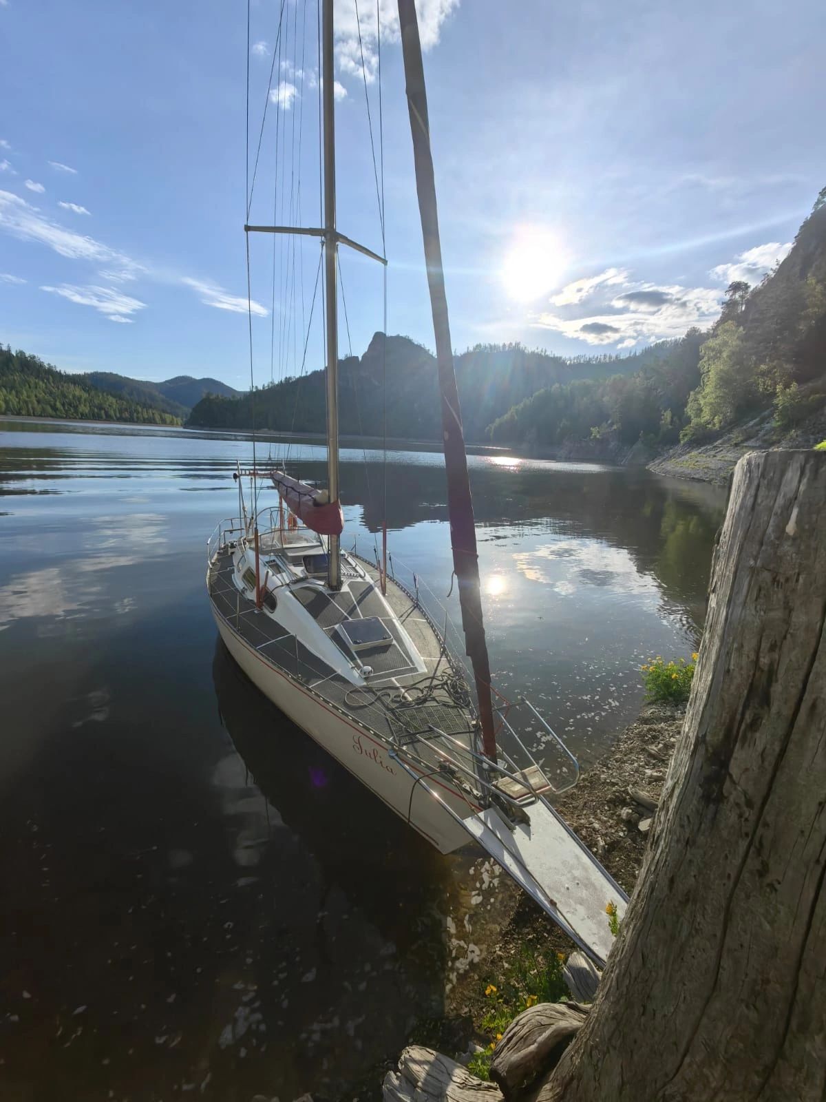 Прогулка на парусной яхте по Красноярскому морю