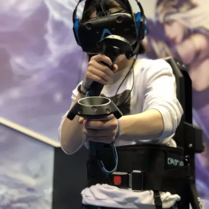 Игра в безграничном виртуальном пространстве