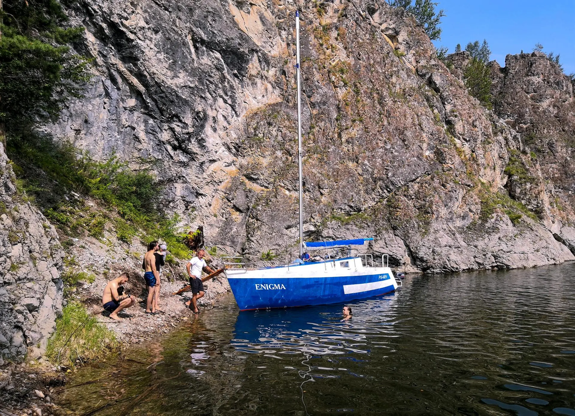 Прогулка на парусной яхте по Бирюсинскому заливу