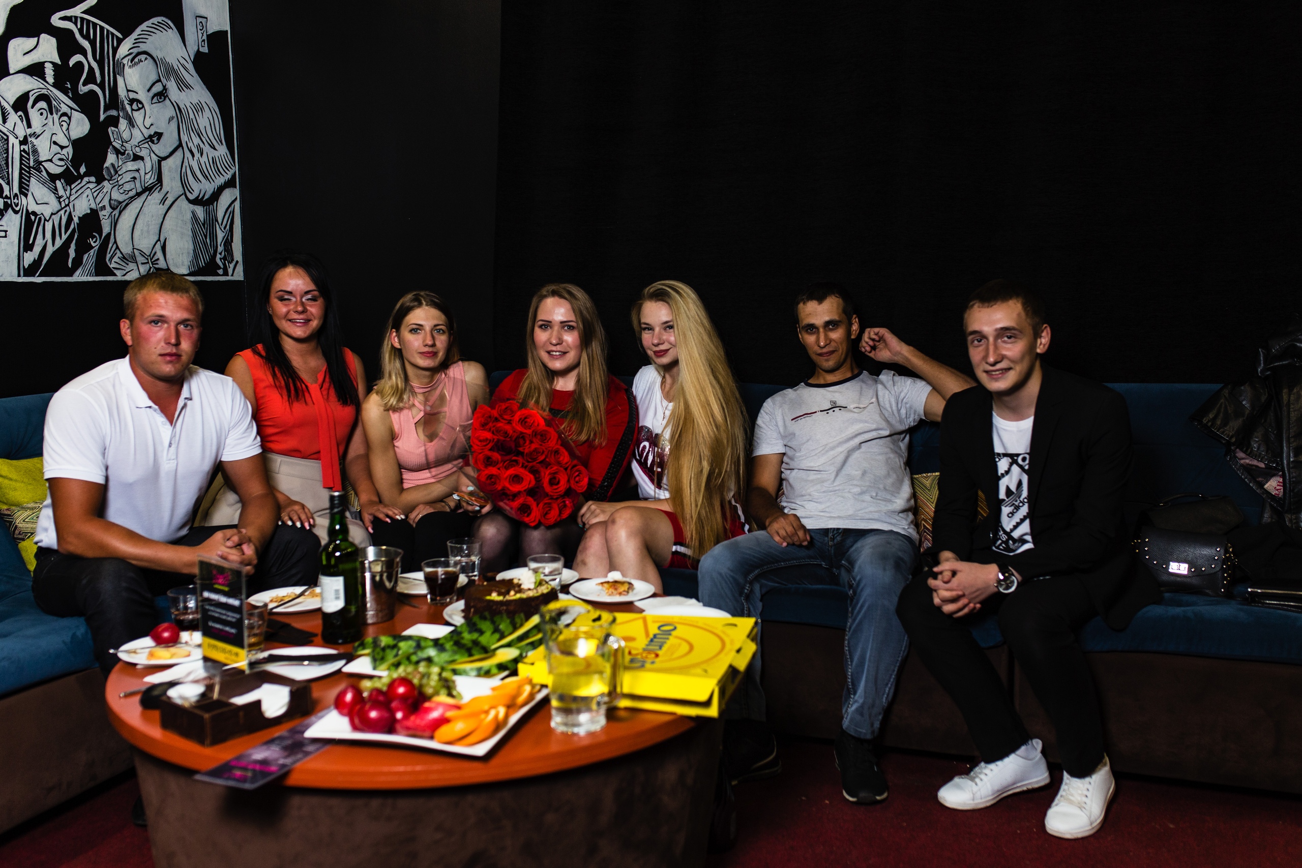 Караоке-вечеринка для друзей