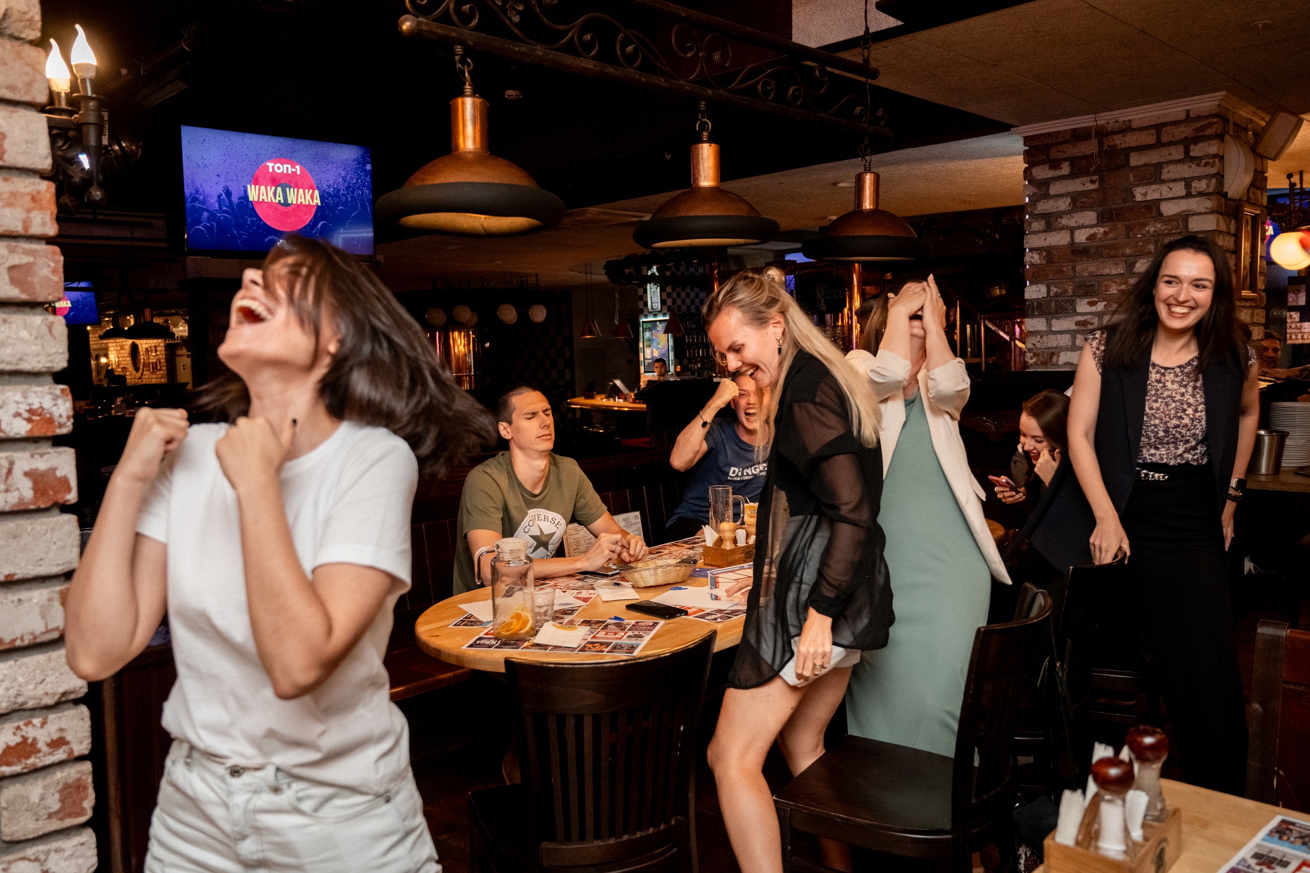 Музыкальный квиз для компании