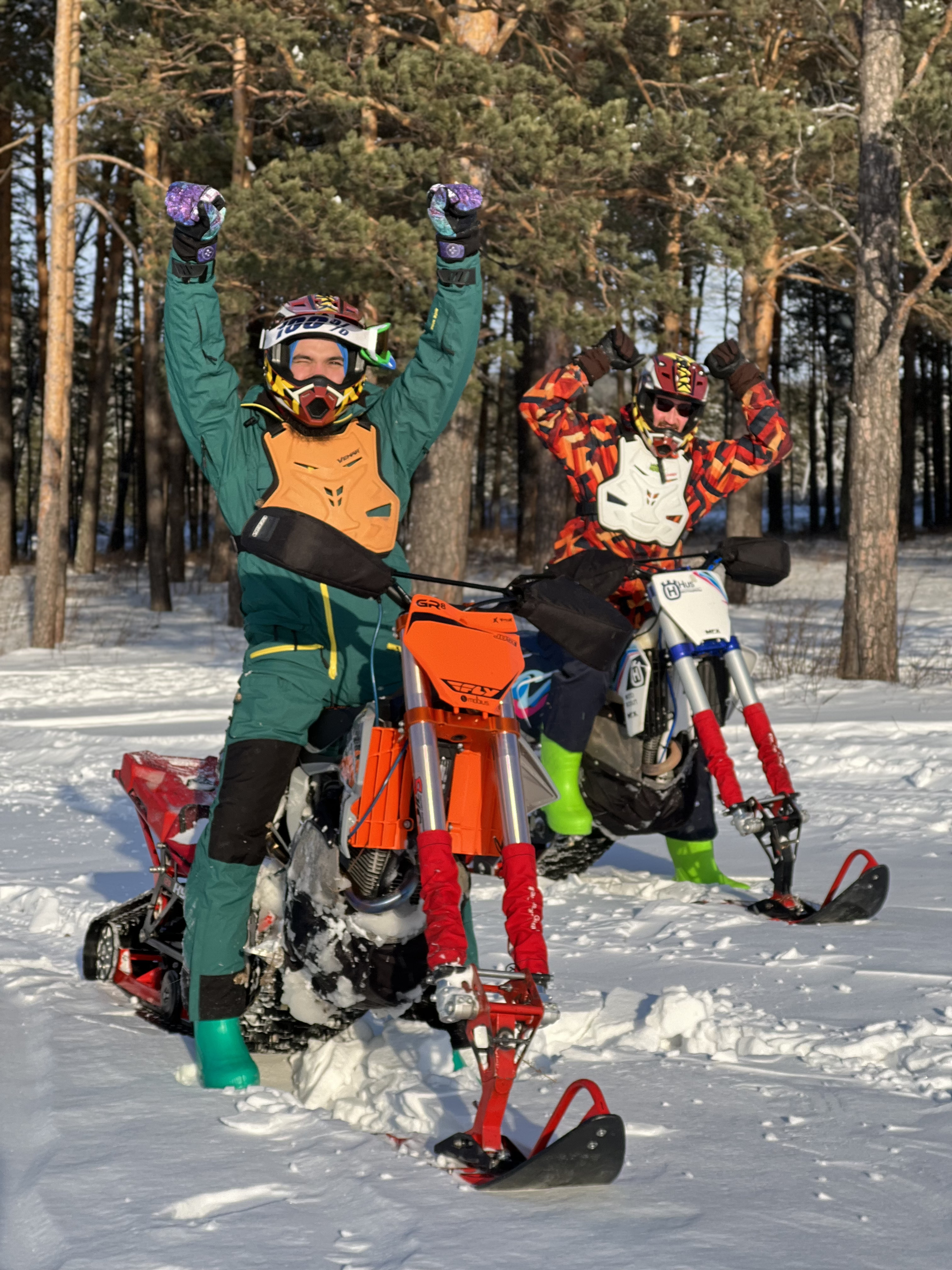 Экстремальная прогулка на сноубайке