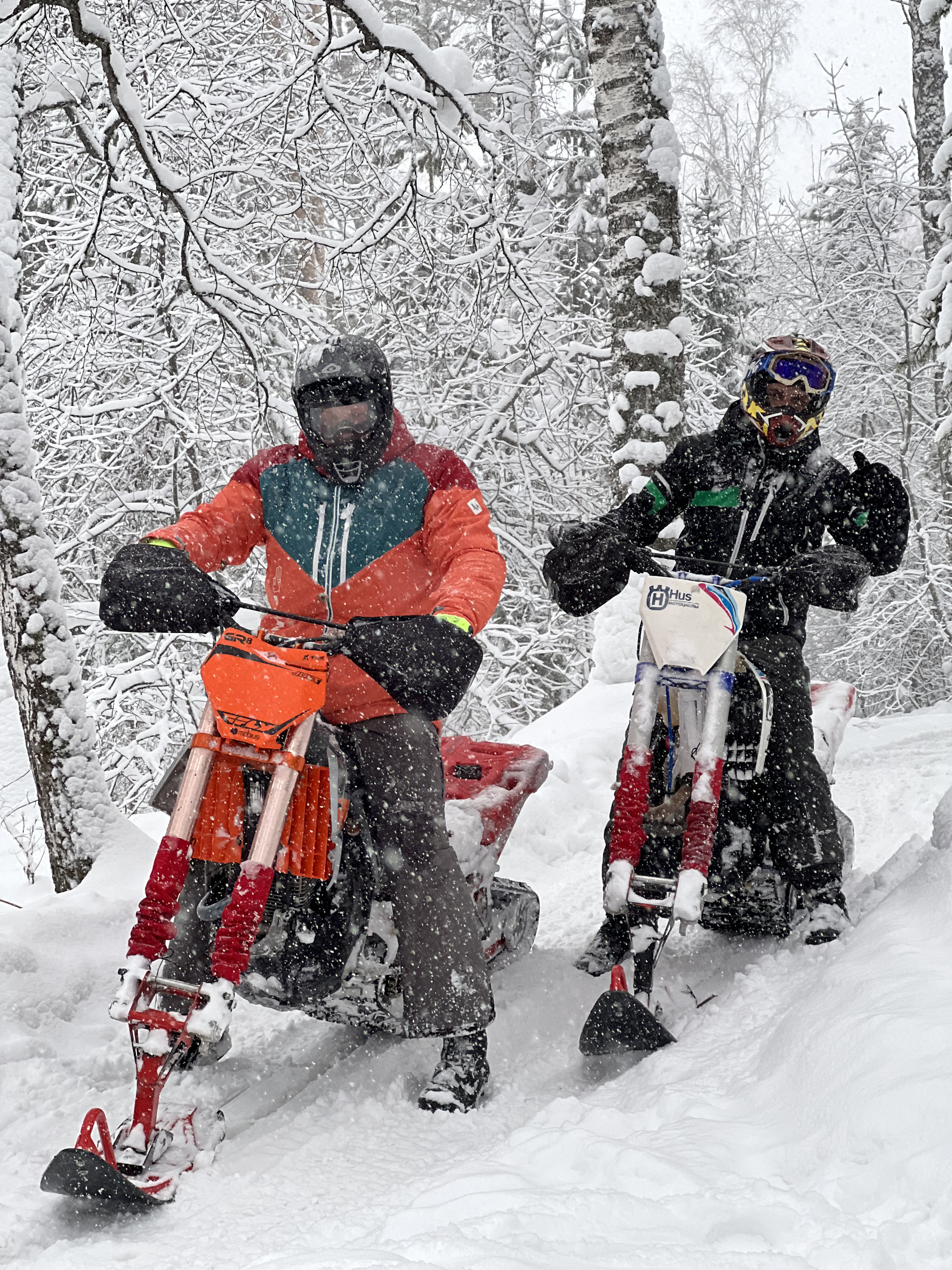 Экстремальная прогулка на сноубайке