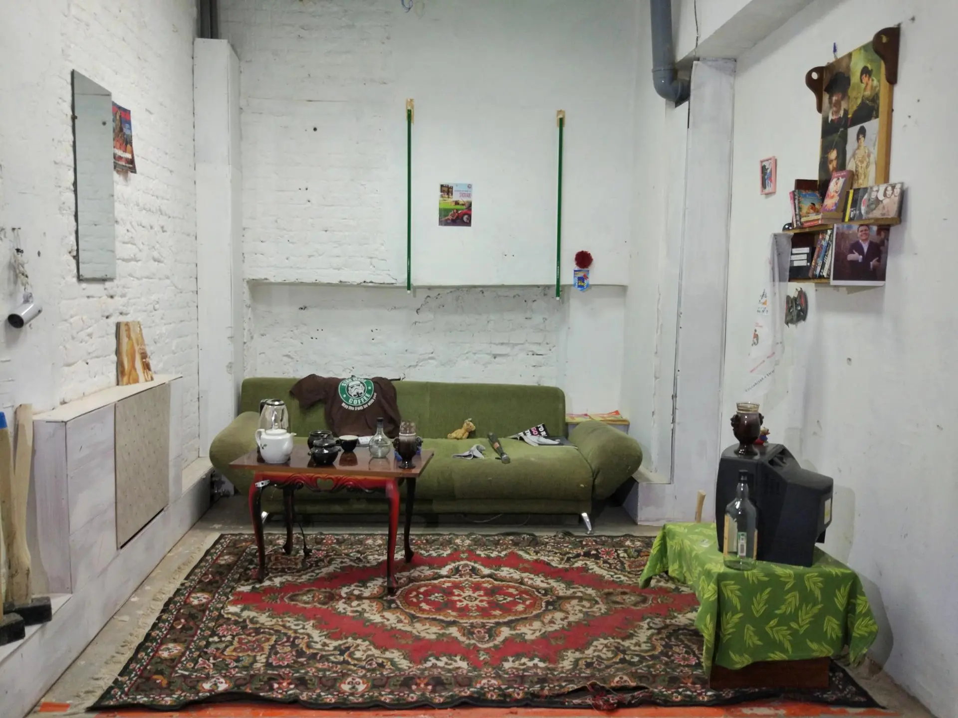 Дебошь! Комната для снятия стресса