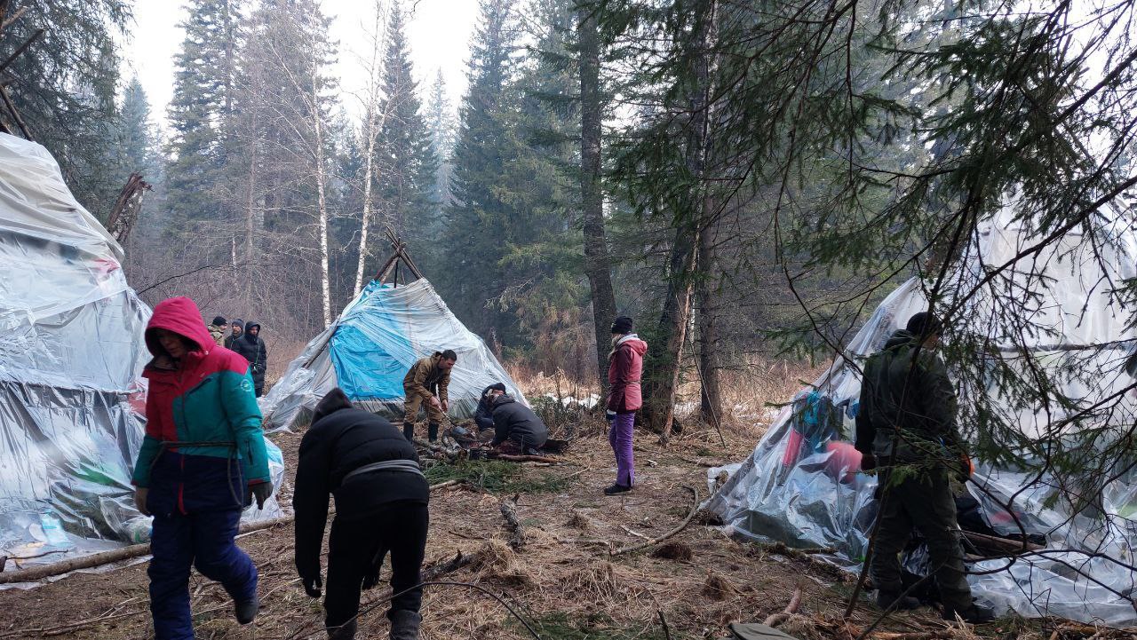 Тренинг для компании «Выживание в лесу»