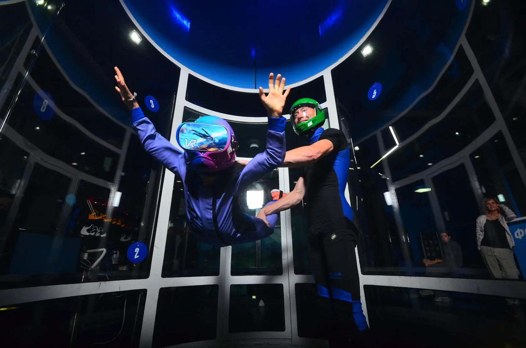 Праздник в аэротрубе