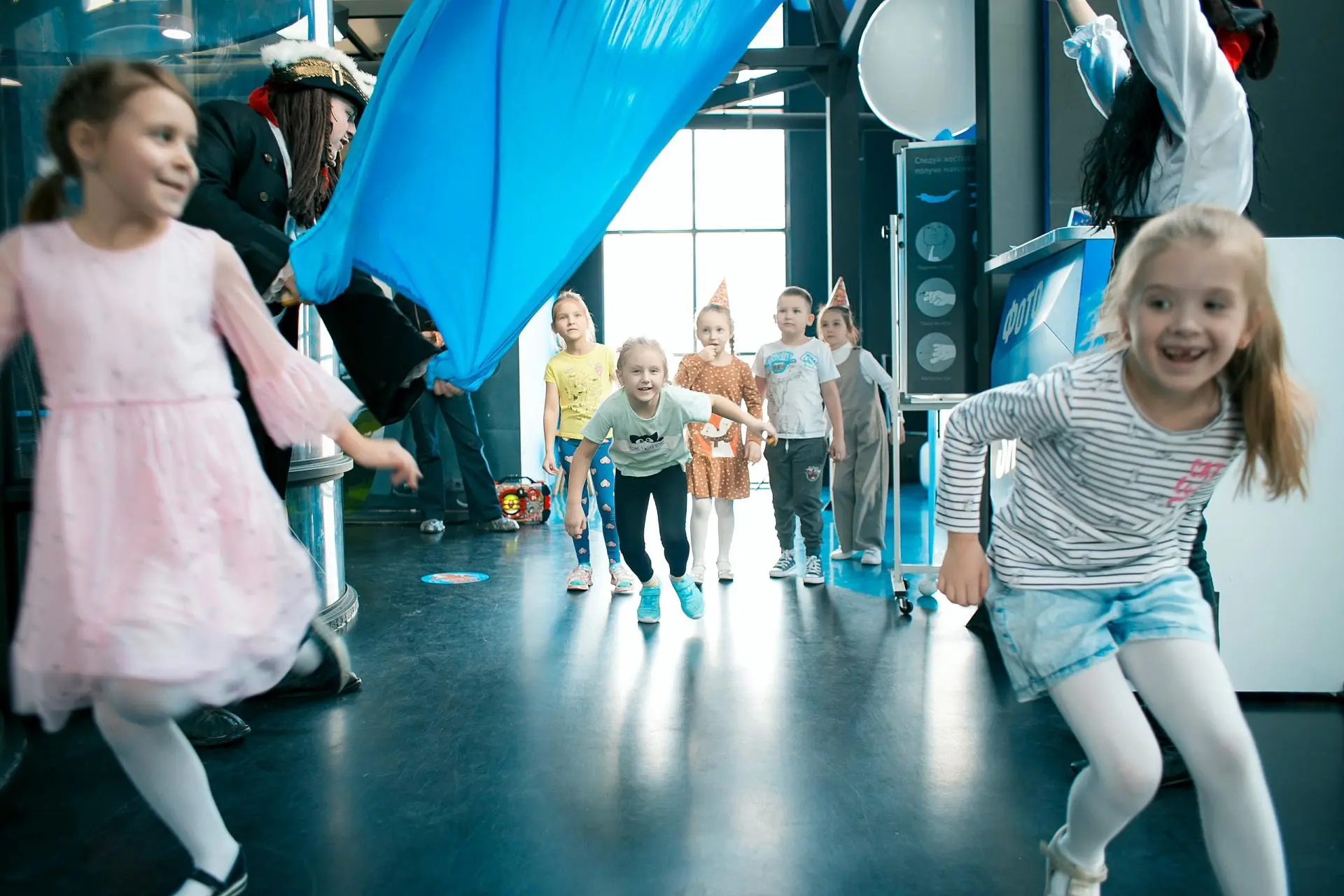 Детский праздник в аэротрубе