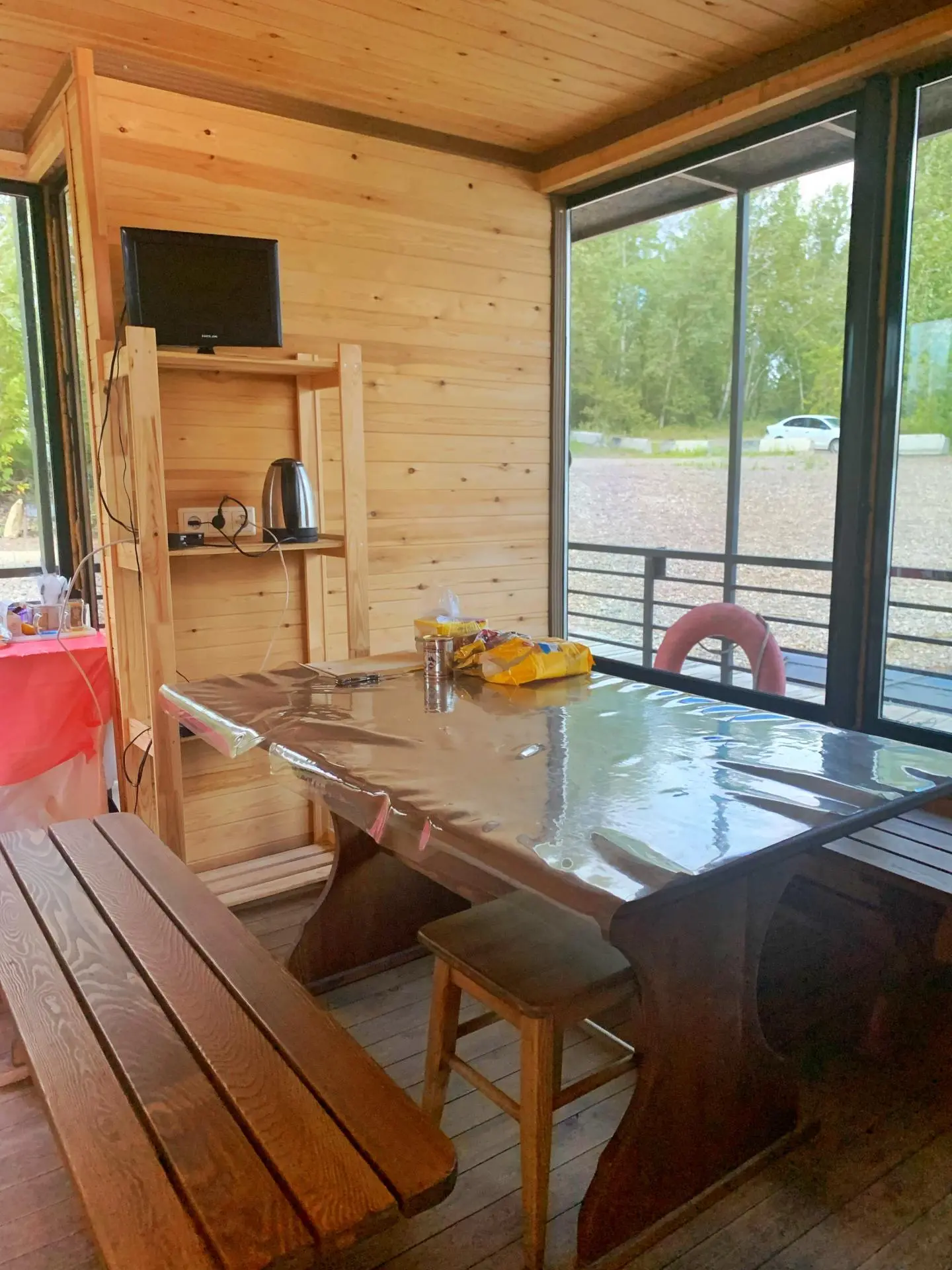 Отдых в плавучей бане на Енисее