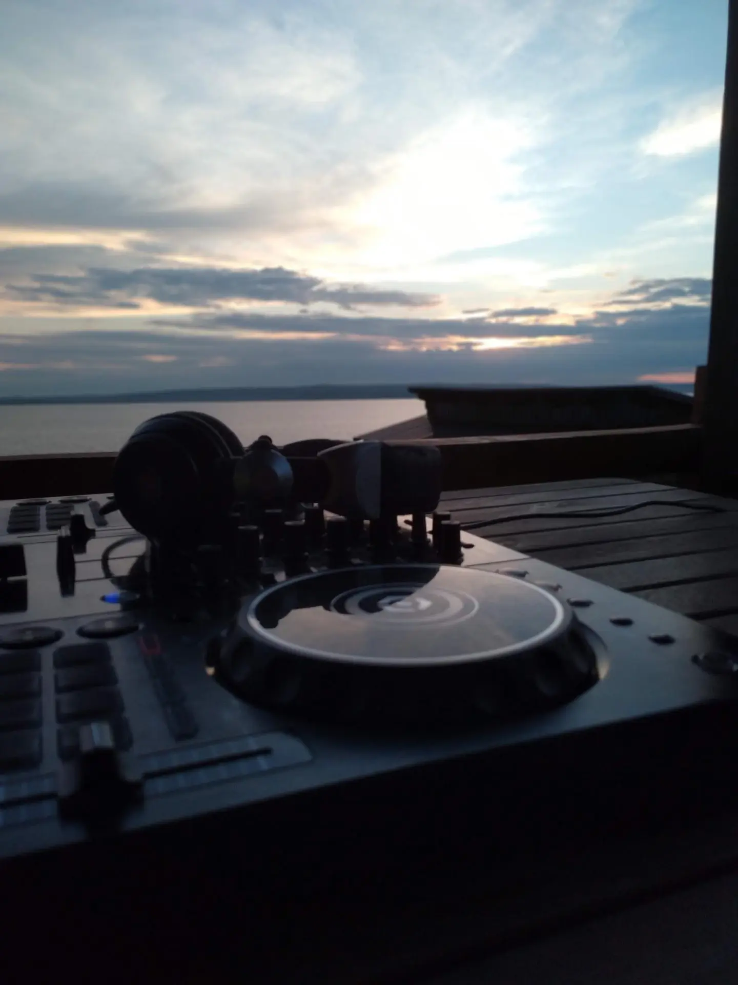 DJ: Мастер-класс по диджеингу