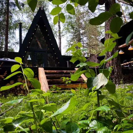 Отдых для компании в А-фрейм домике