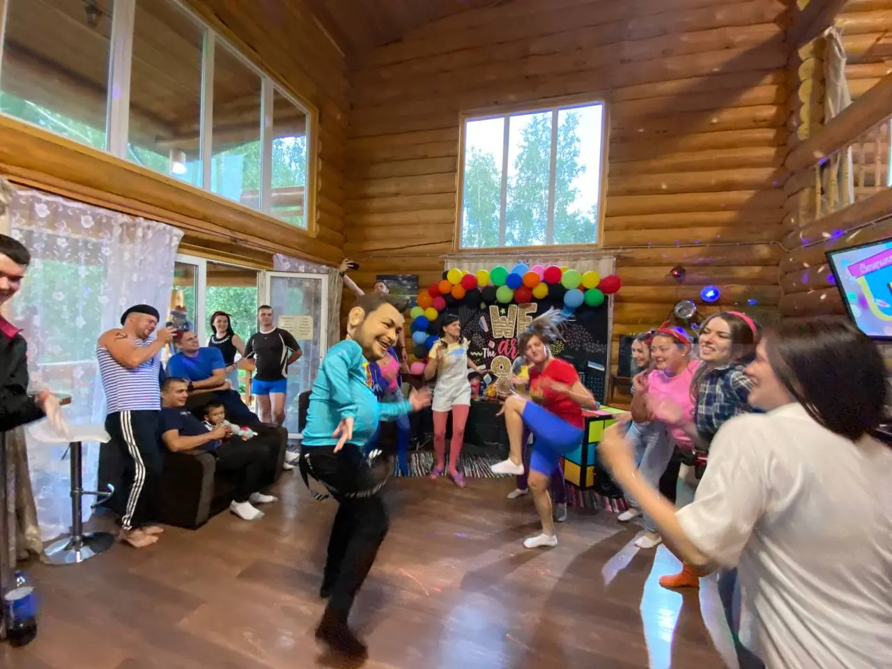 Вечеринка «Назад в 90е»