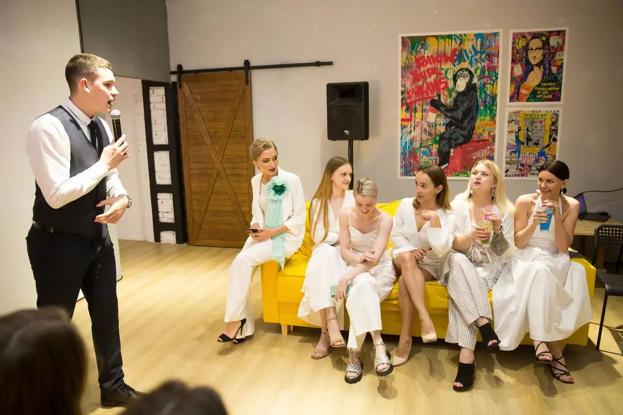 Девичник с Артуром Пирожковым