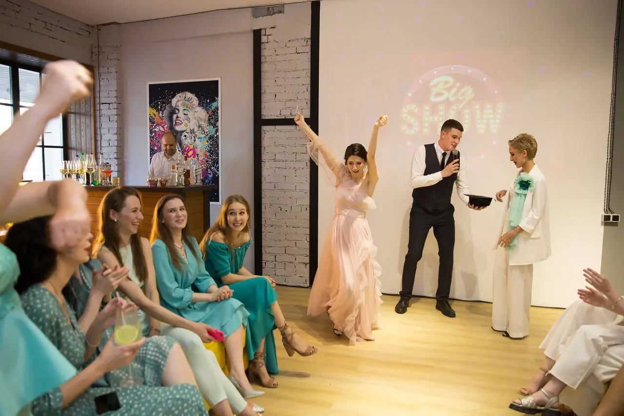 Девичник с Артуром Пирожковым