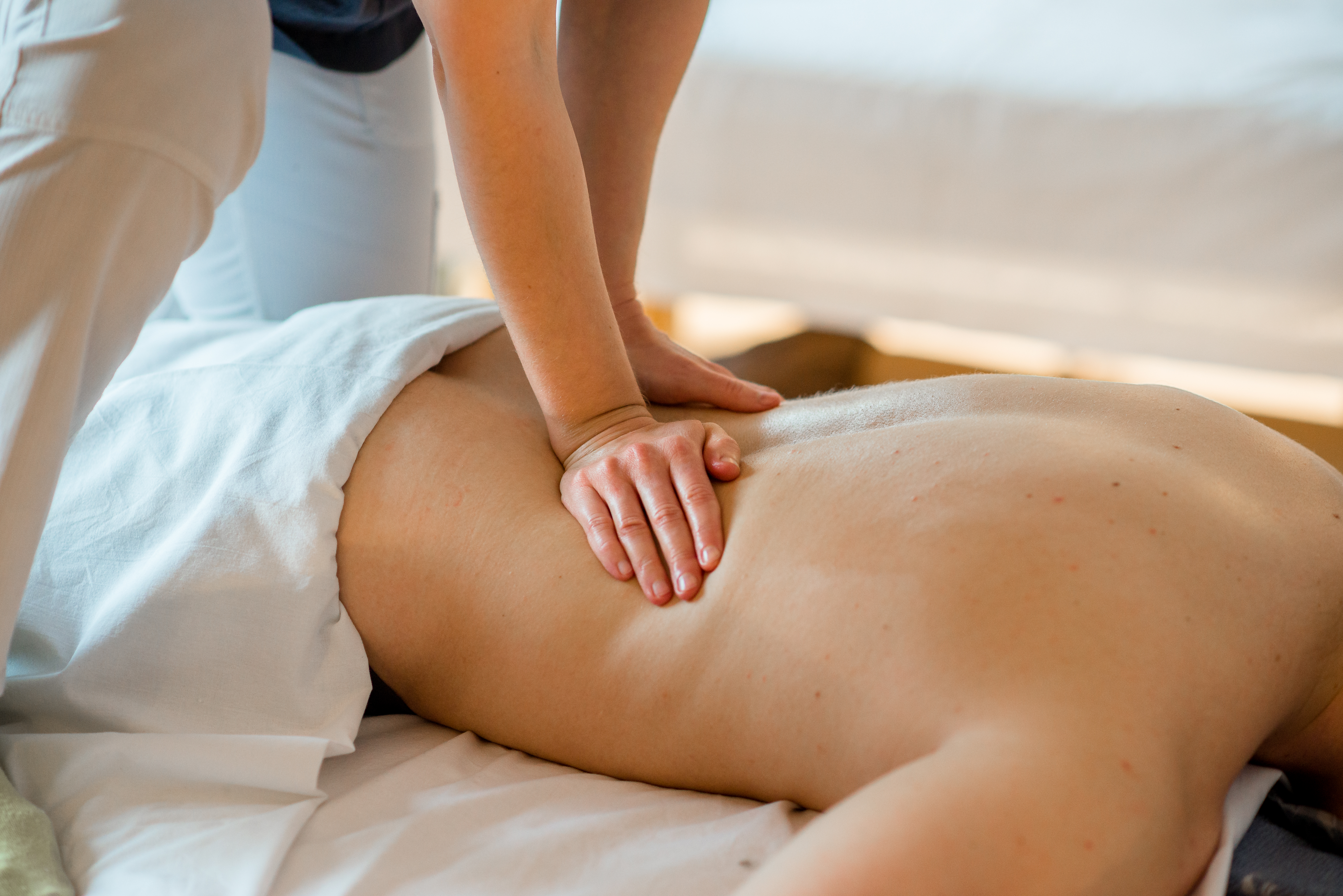 Оздоровительный массаж спины