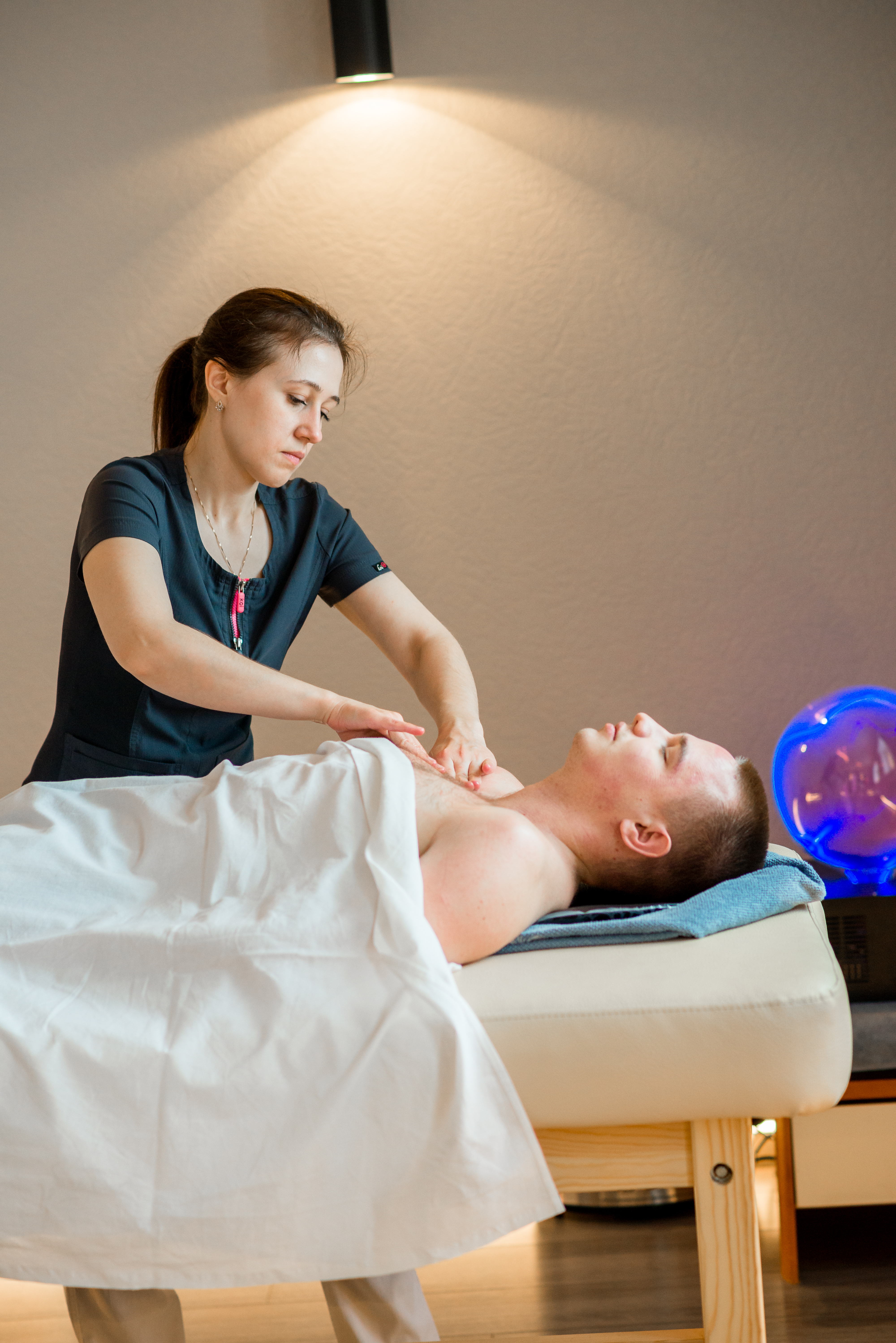 Оздоровительный массаж всего тела