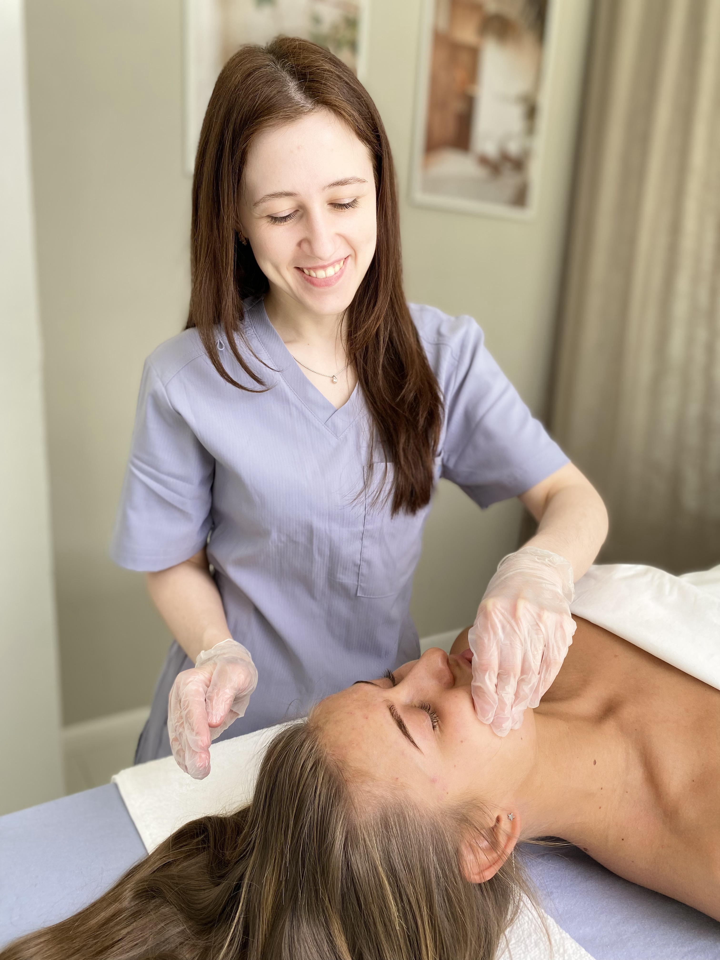 Скульптурно-буккальный массаж лица + альгинатная маска