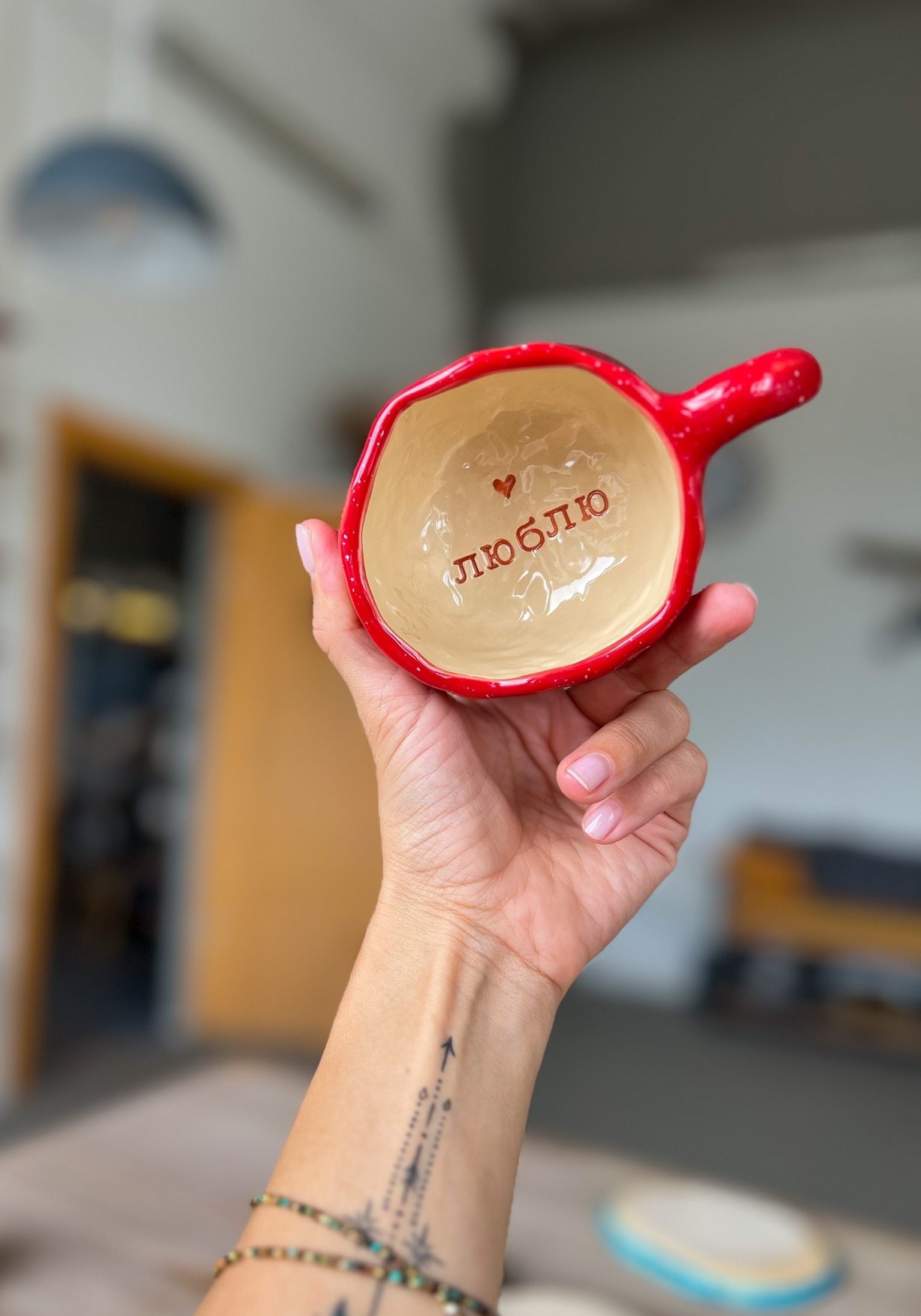 Свидание в гончарной мастерской