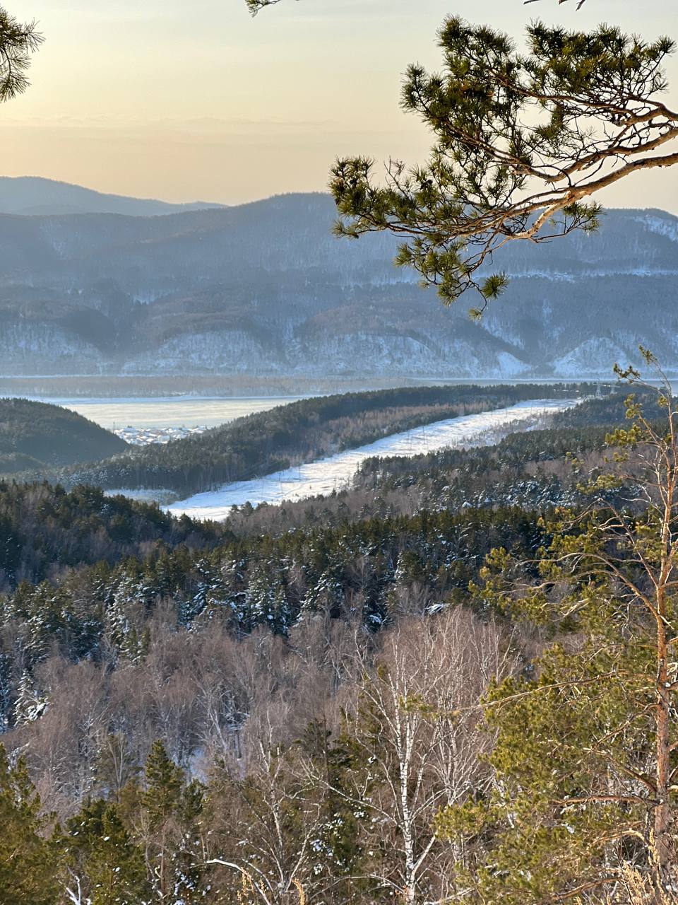 Катание на снегоходах для девушек