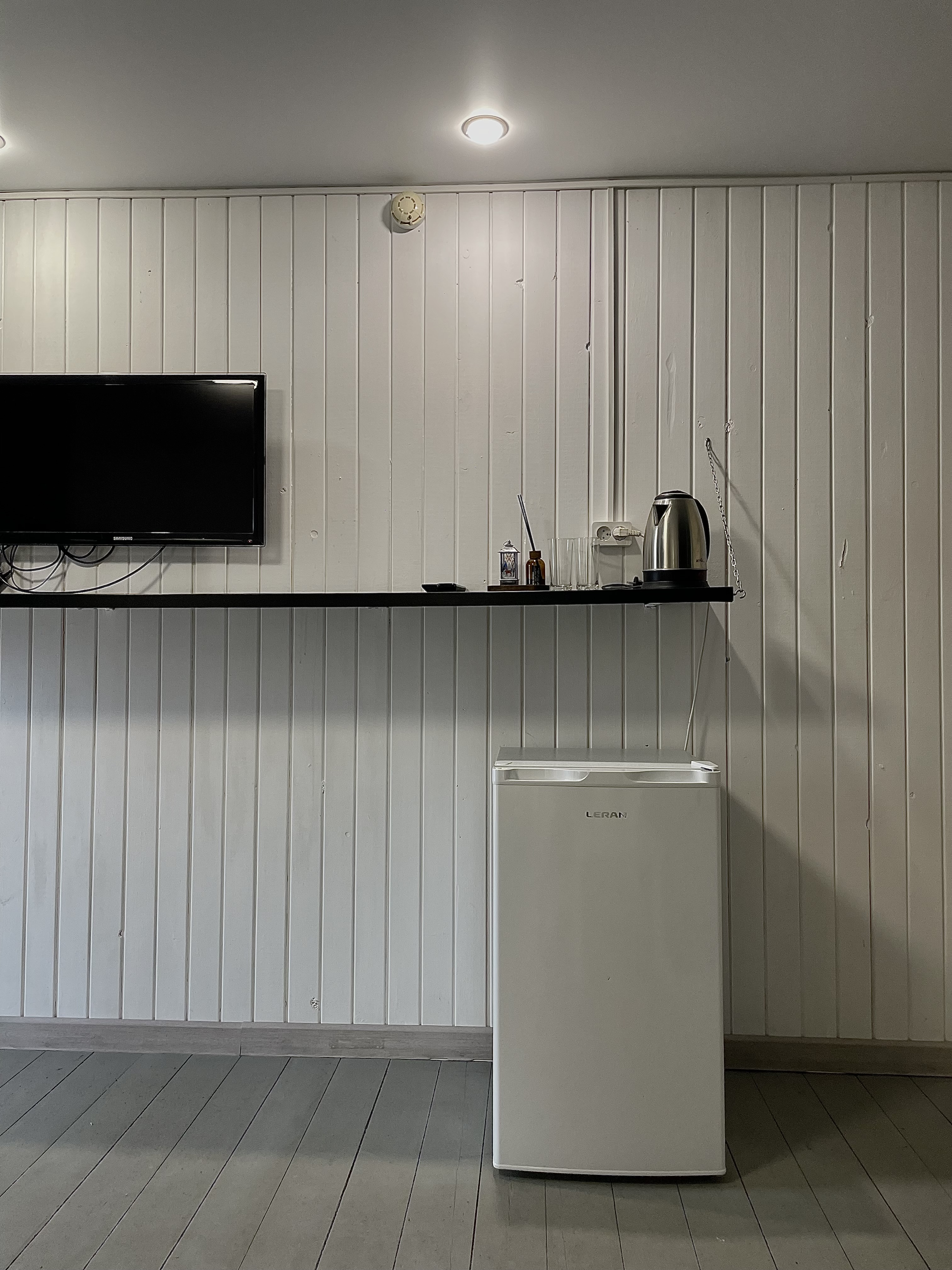 Свидание в эко-отеле на берегу озера