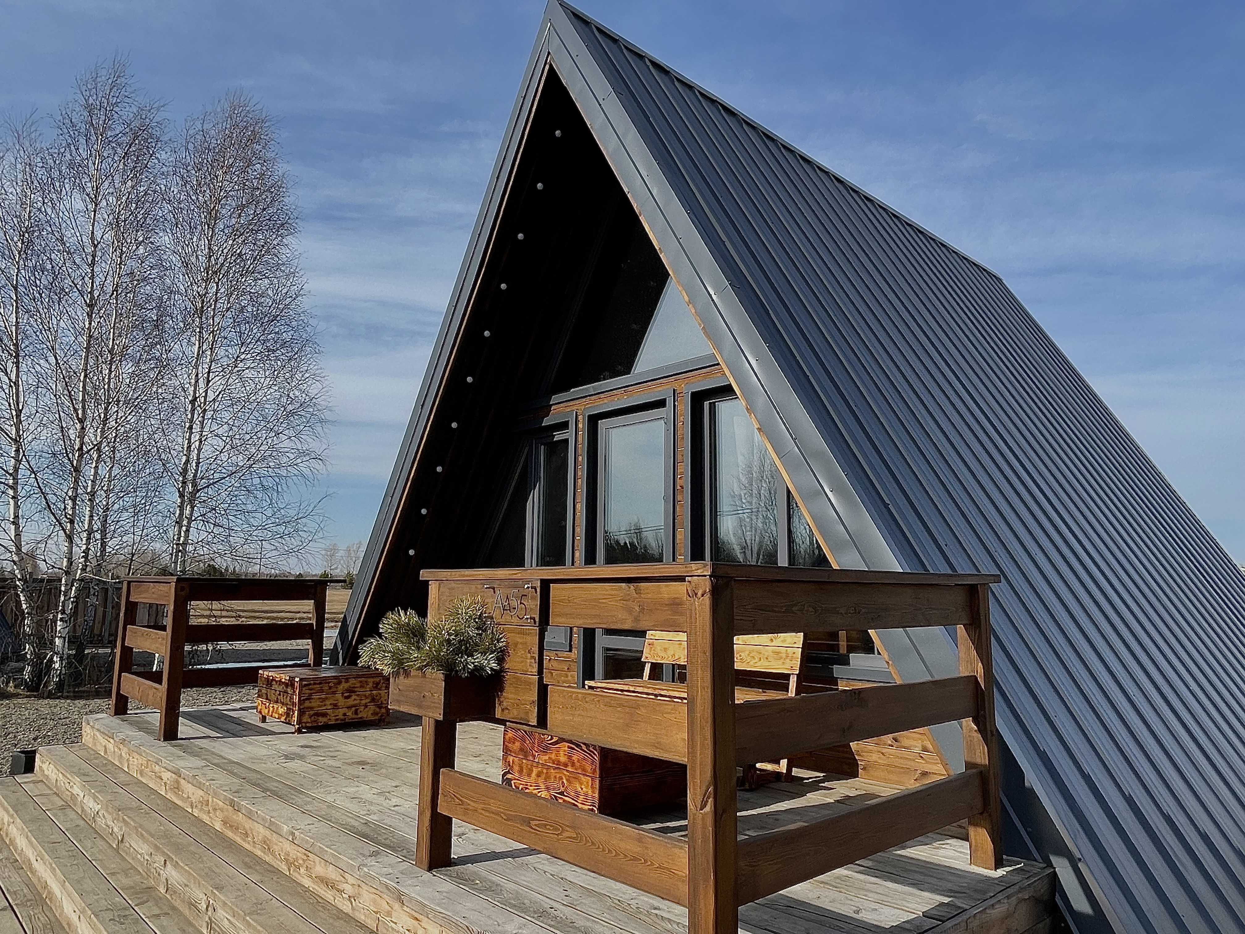 Отдых для семьи в А-фрейм домике на берегу озера