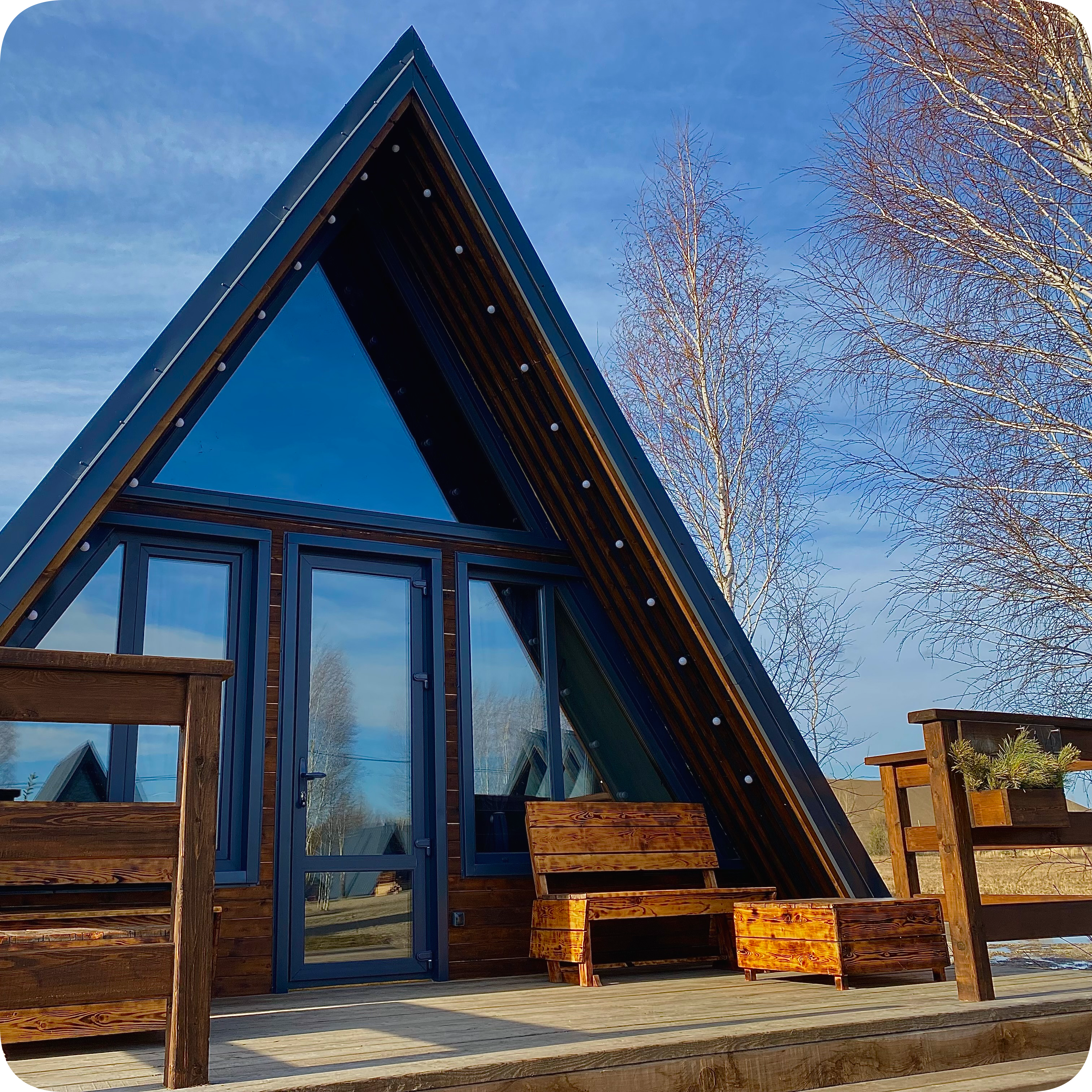 Отдых для семьи в А-фрейм домике на берегу озера