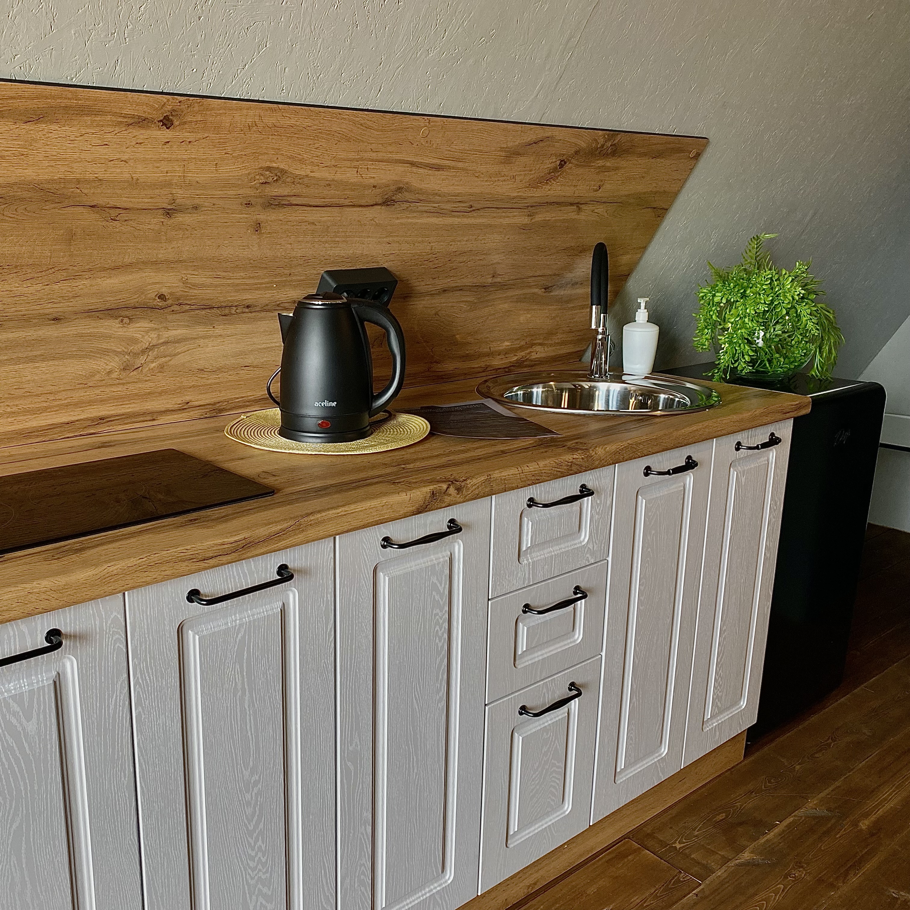 Отдых для семьи в А-фрейм домике на берегу озера