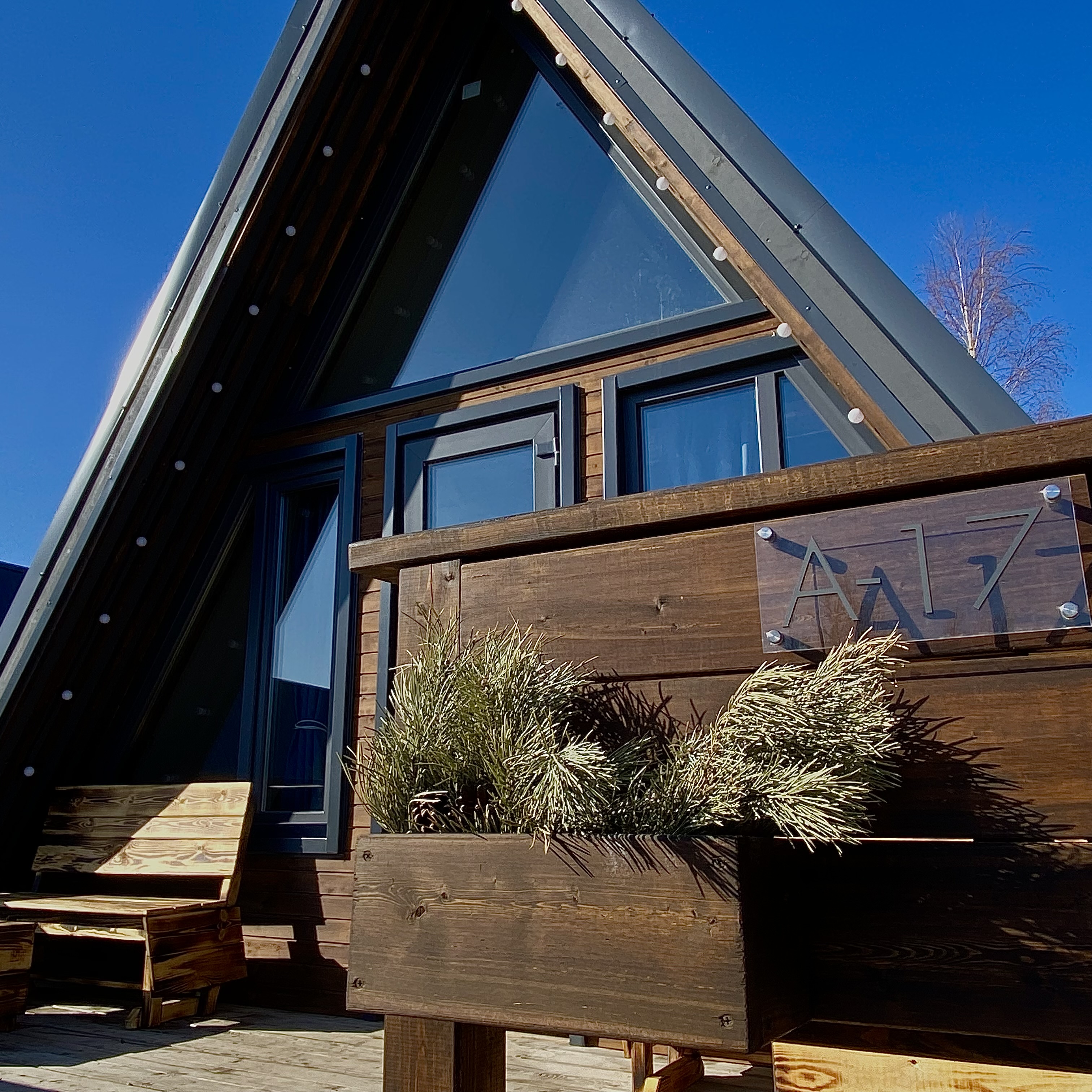 Отдых для компании в А-фрейм домике на берегу озера