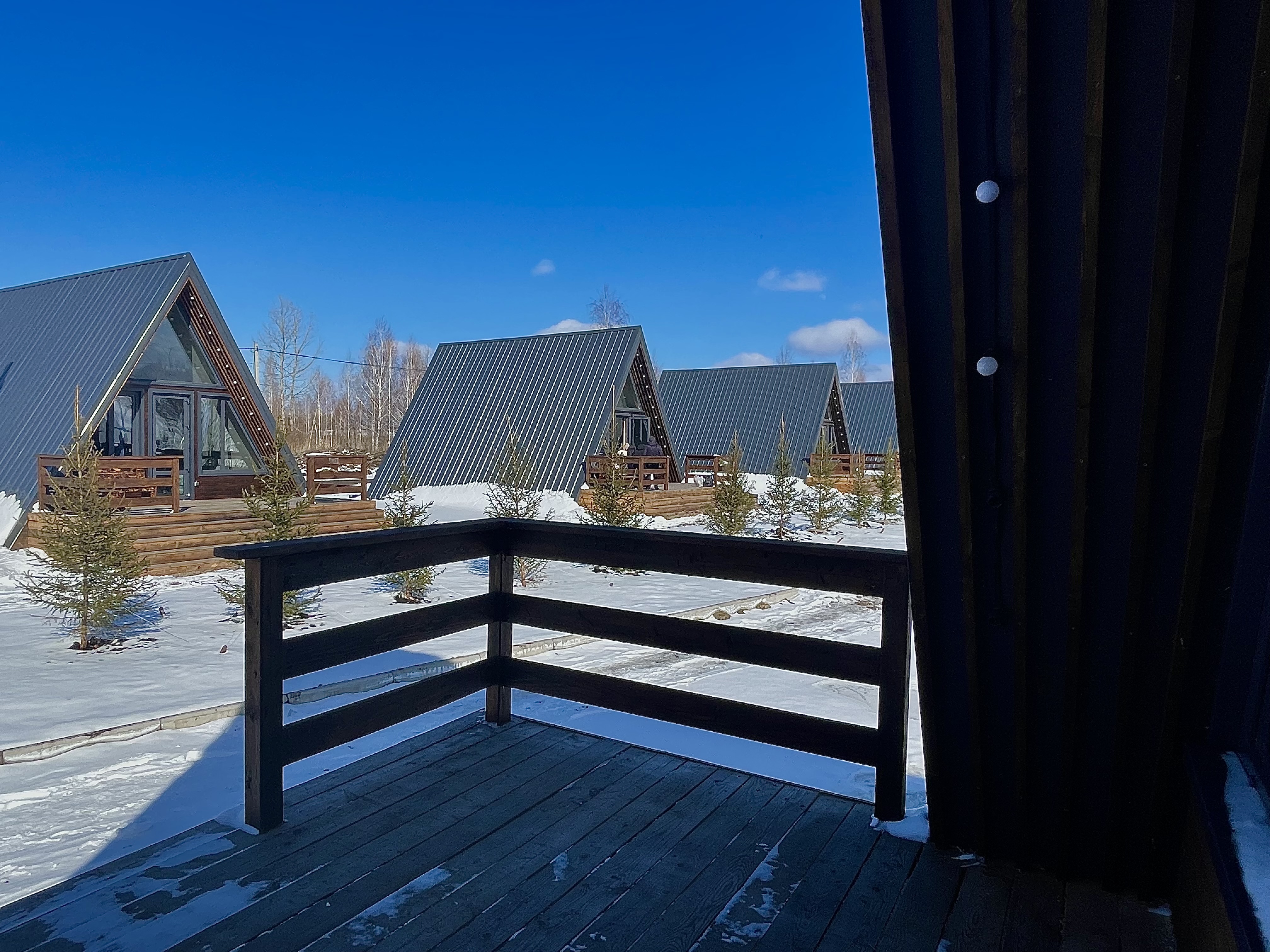 Отдых для компании в А-фрейм домике на берегу озера