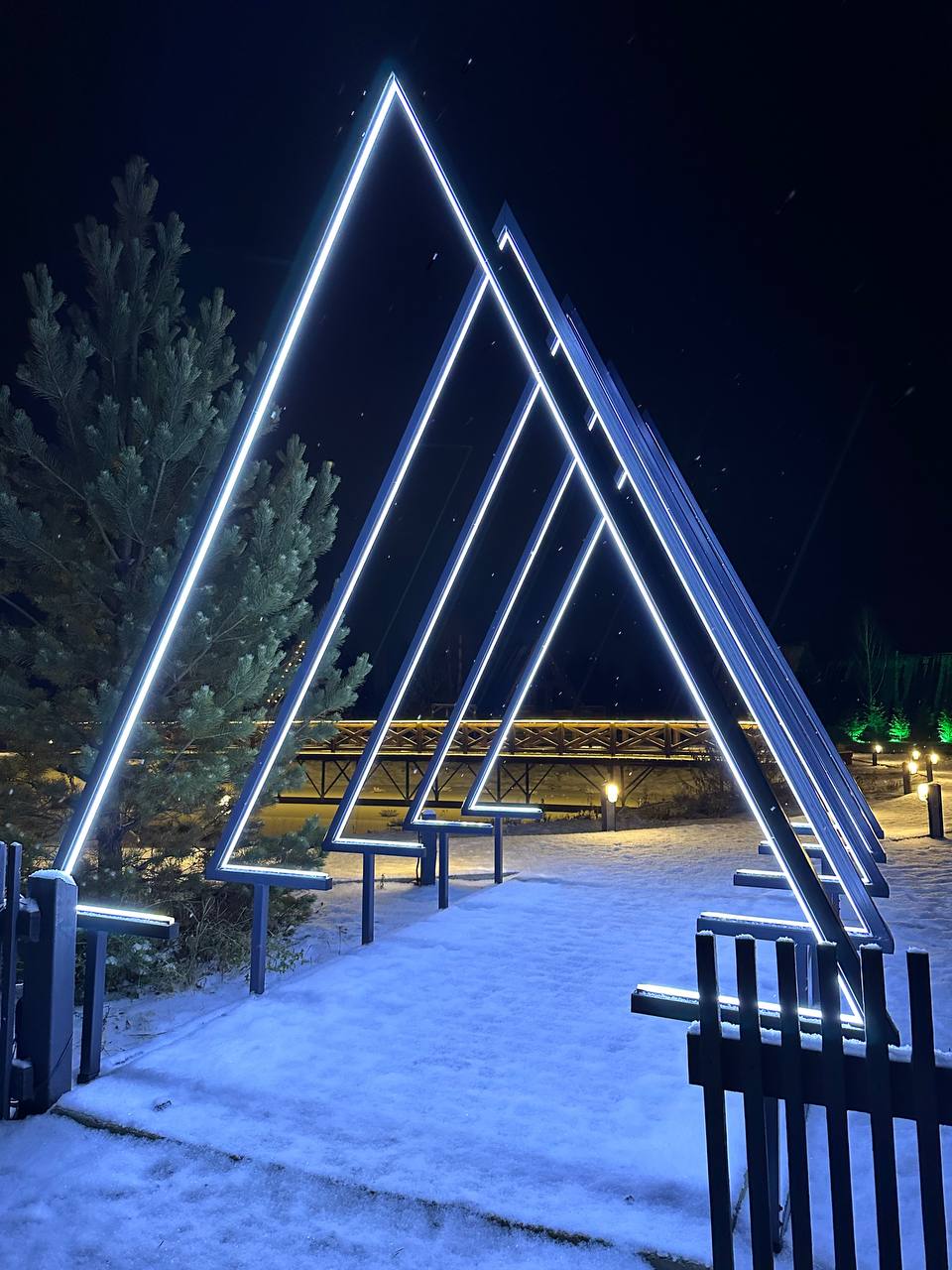 Отдых для компании в А-фрейм домике на берегу озера