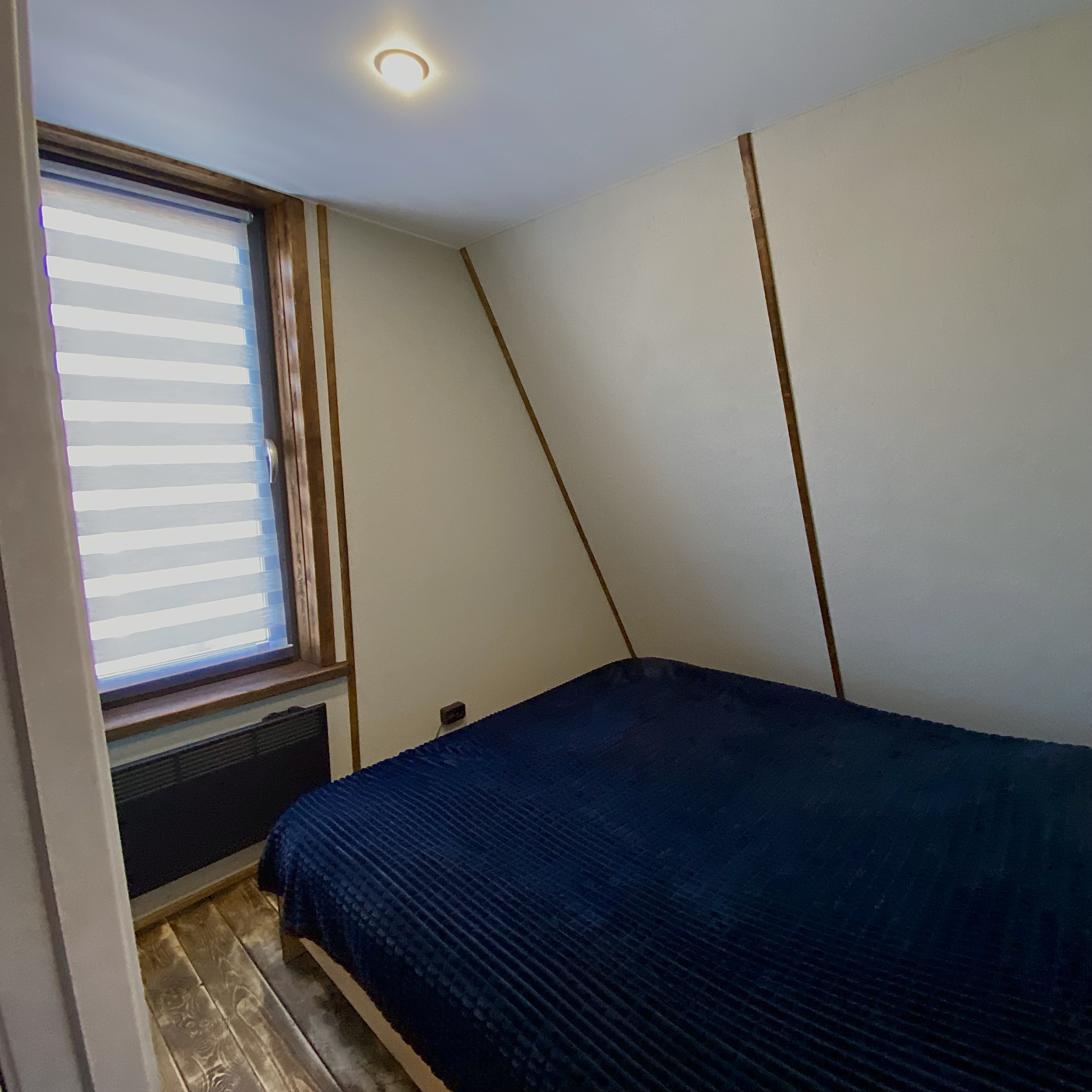 Отдых для компании в А-фрейм домике на берегу озера