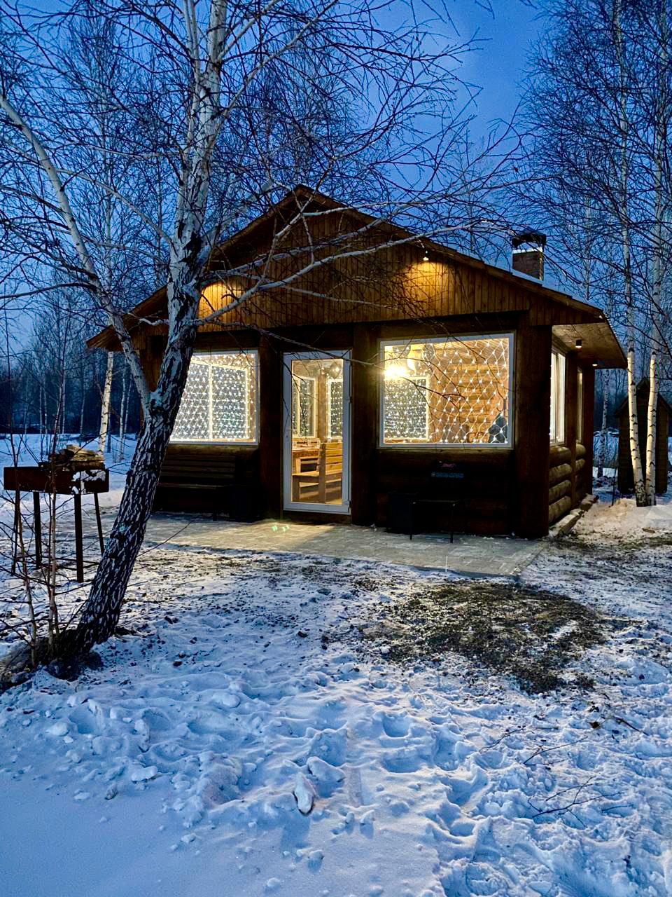 Аренда теплой беседки на берегу озера