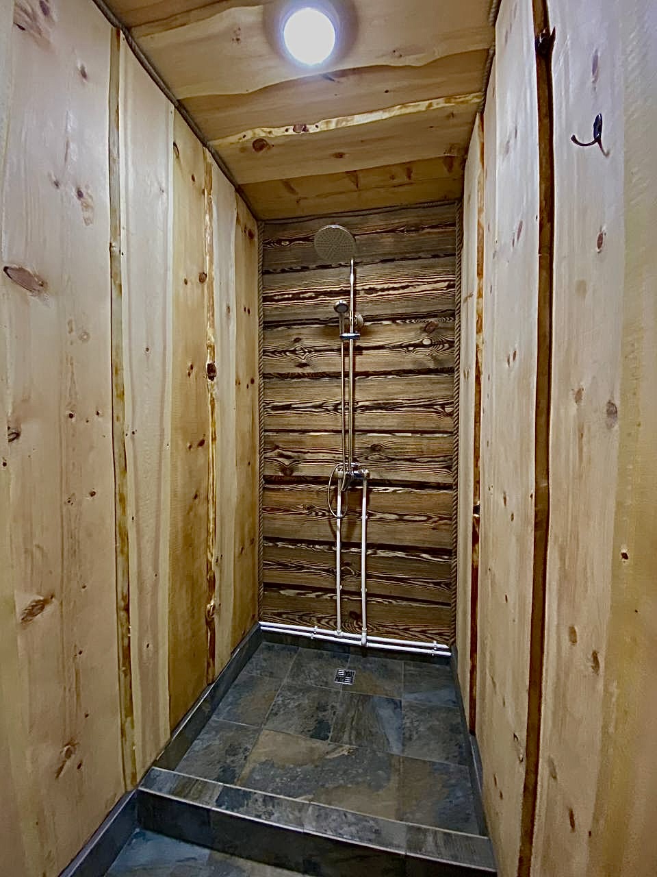 Отдых в кедровой бане для компании