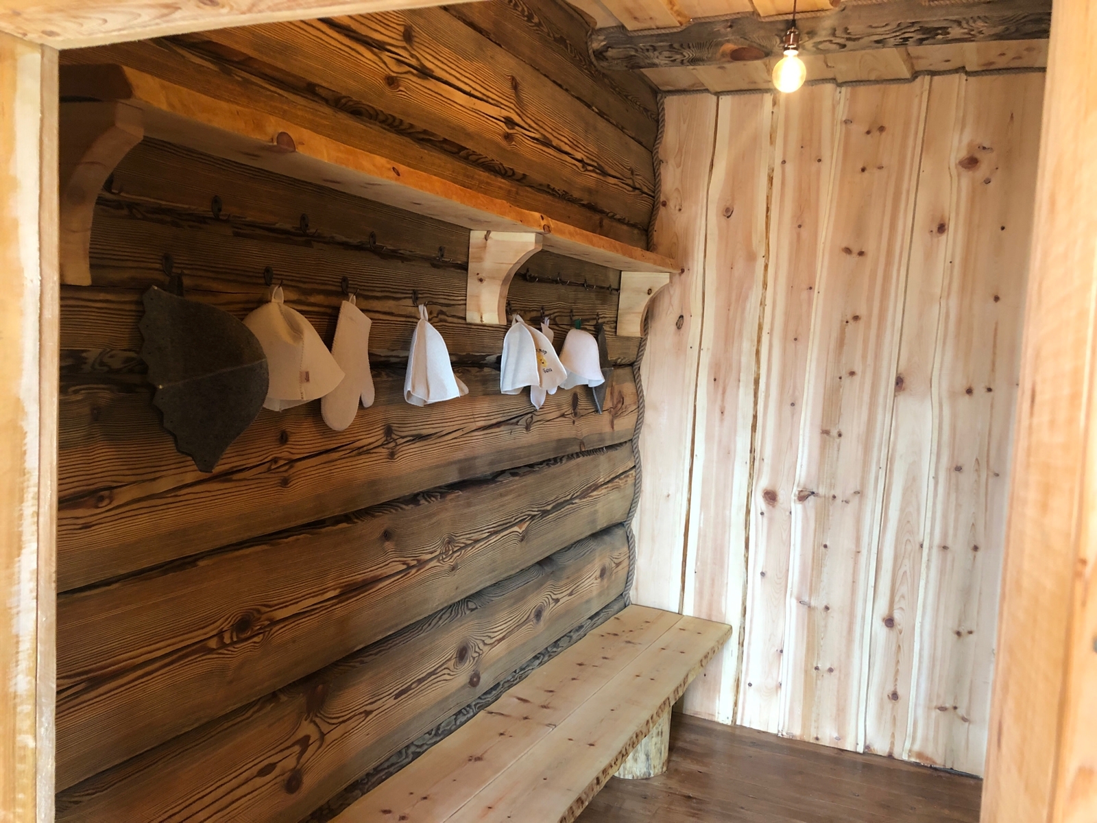 Отдых в кедровой бане для компании