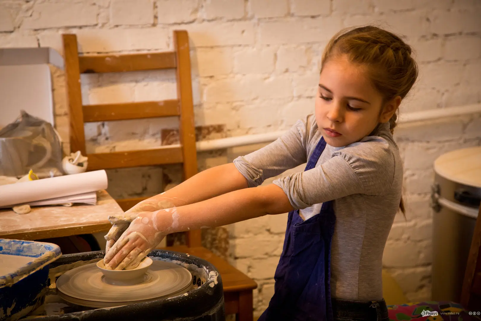 Вечеринка в гончарной мастерской