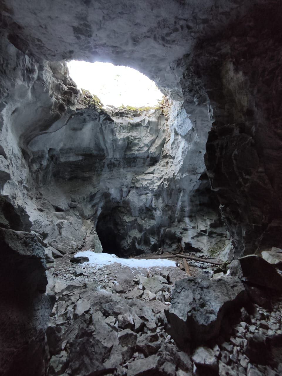 Катание на мотосноуборде по Красноярскому морю