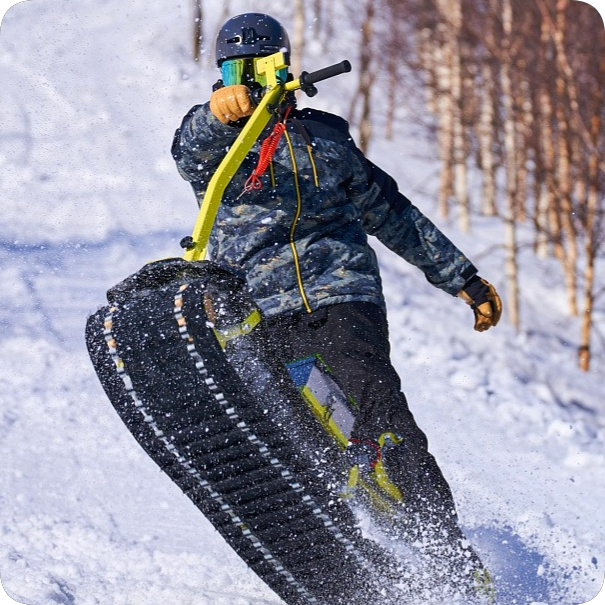 Катание на мотосноуборде по Красноярскому морю