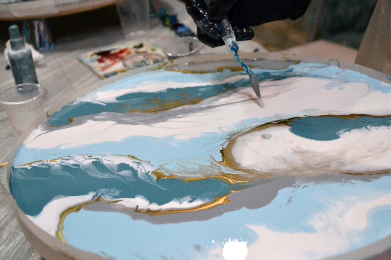 Абстракция эпоксидной смолой