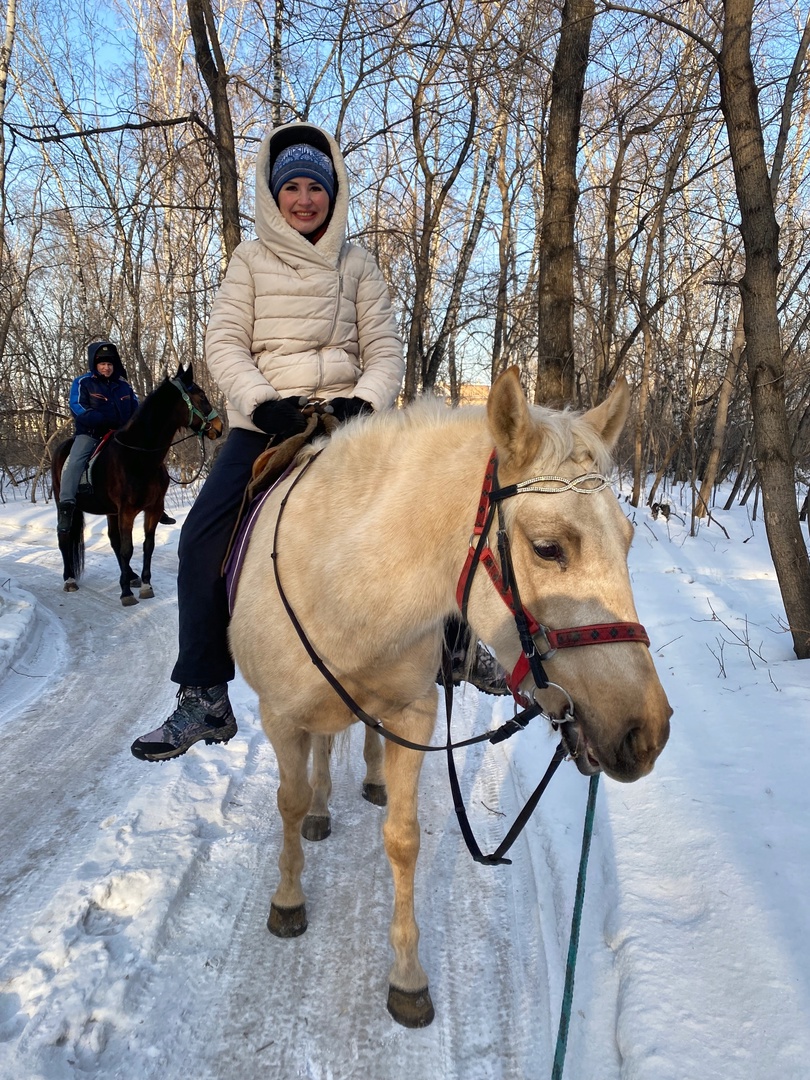 Конная прогулка по парку