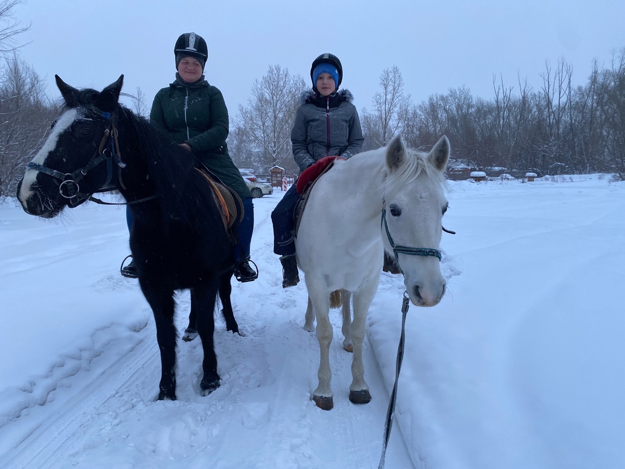 Конная прогулка по парку