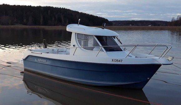 Обзорная прогулка по Енисею на катере