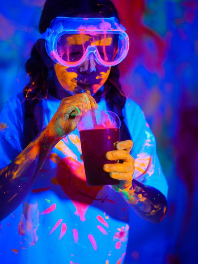 Красочный день рождения для детей