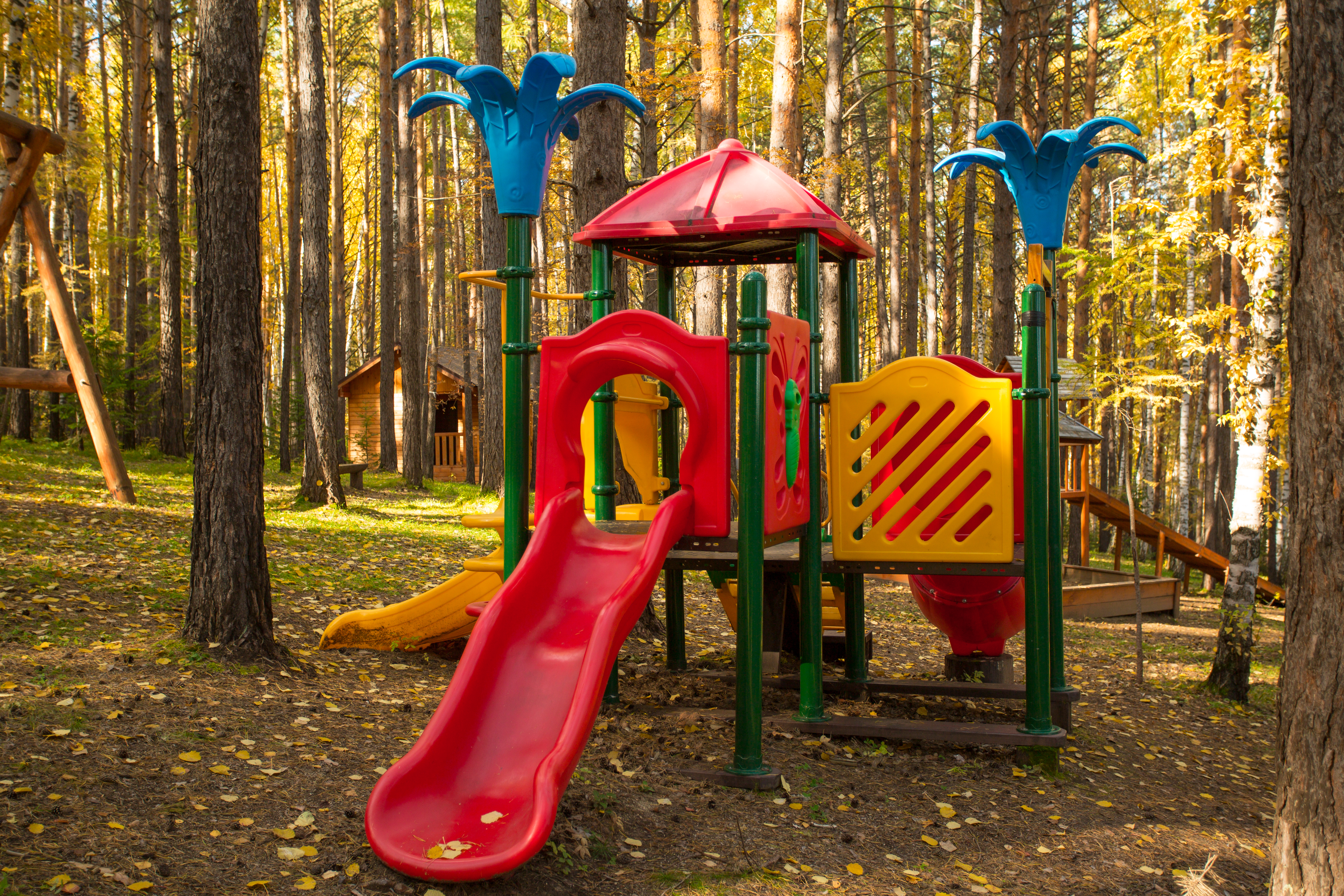 Отдых для компании в большой теплой беседке