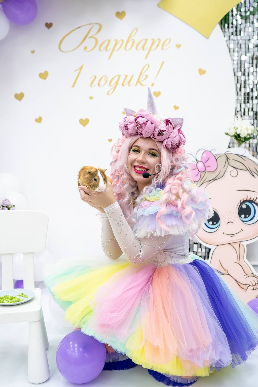 Стильный VIP-праздник в семейной студии