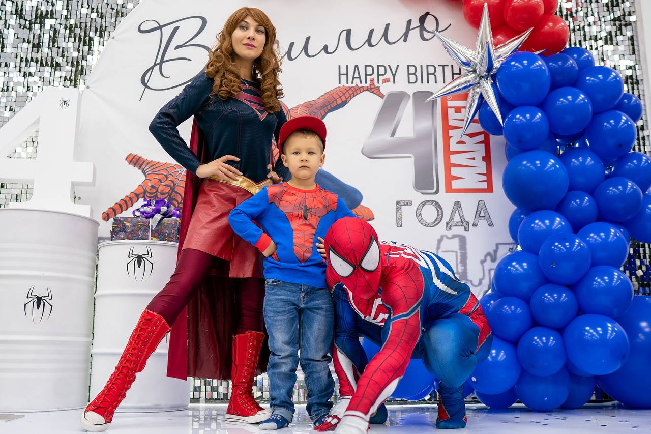 Стильный VIP-праздник в семейной студии