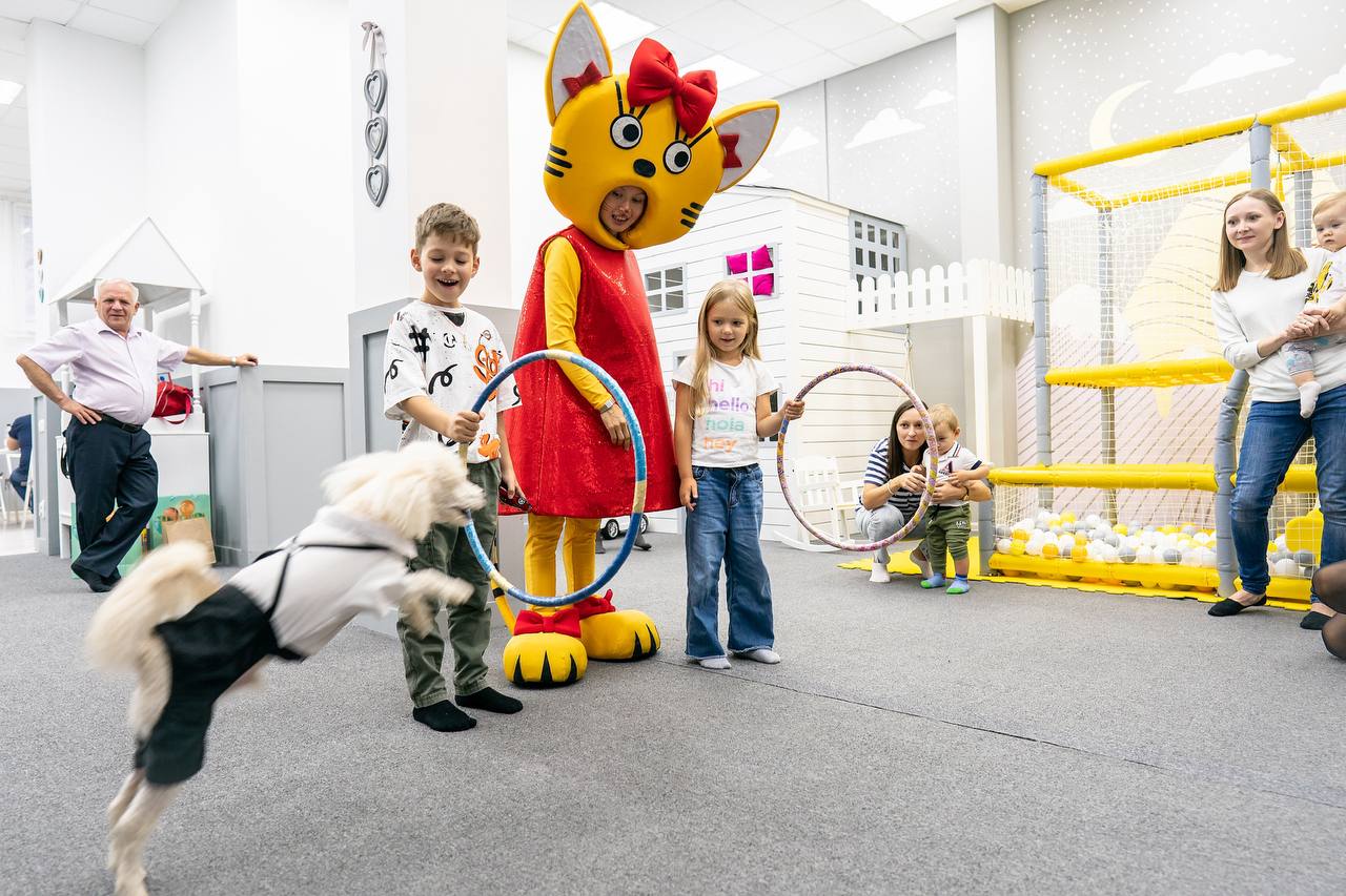 Стильный VIP-праздник в семейной студии